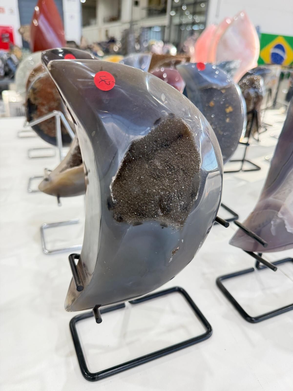 WN245 MN45 SS級瑪瑙晶洞月亮