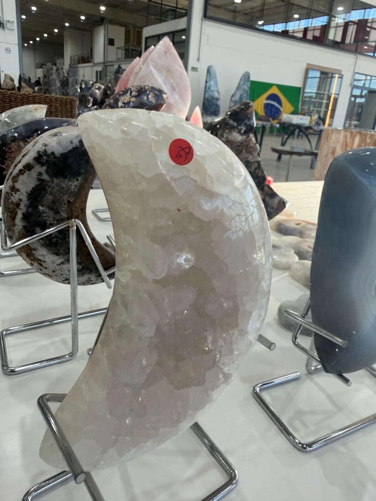 WN239 MN39 SS級瑪瑙晶洞月亮