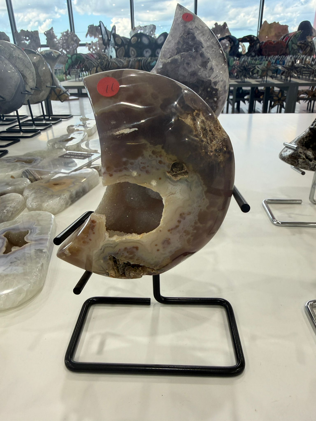 WN211 MN11 SS級瑪瑙晶洞月亮