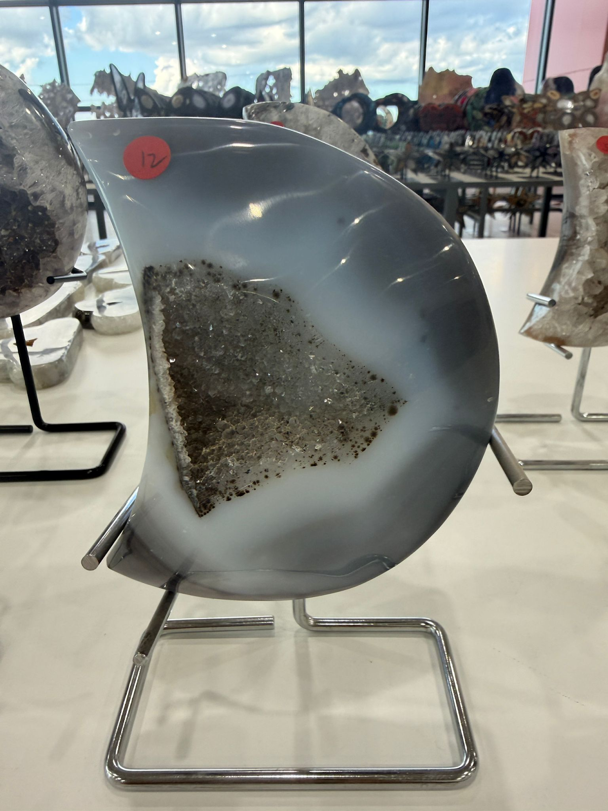 WN212 MN12 SS級瑪瑙晶洞月亮