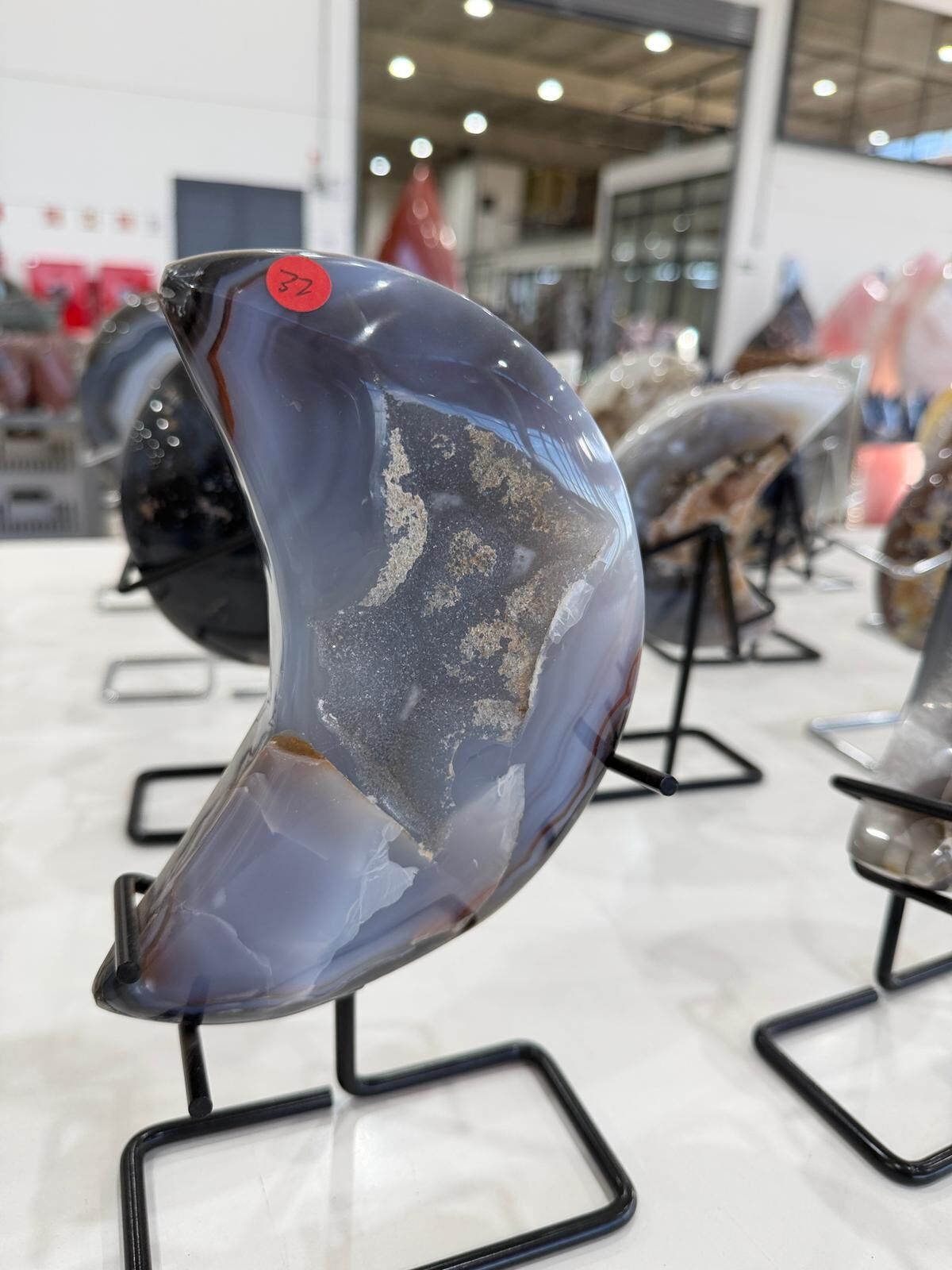 WN232 MN32 SS級瑪瑙晶洞月亮