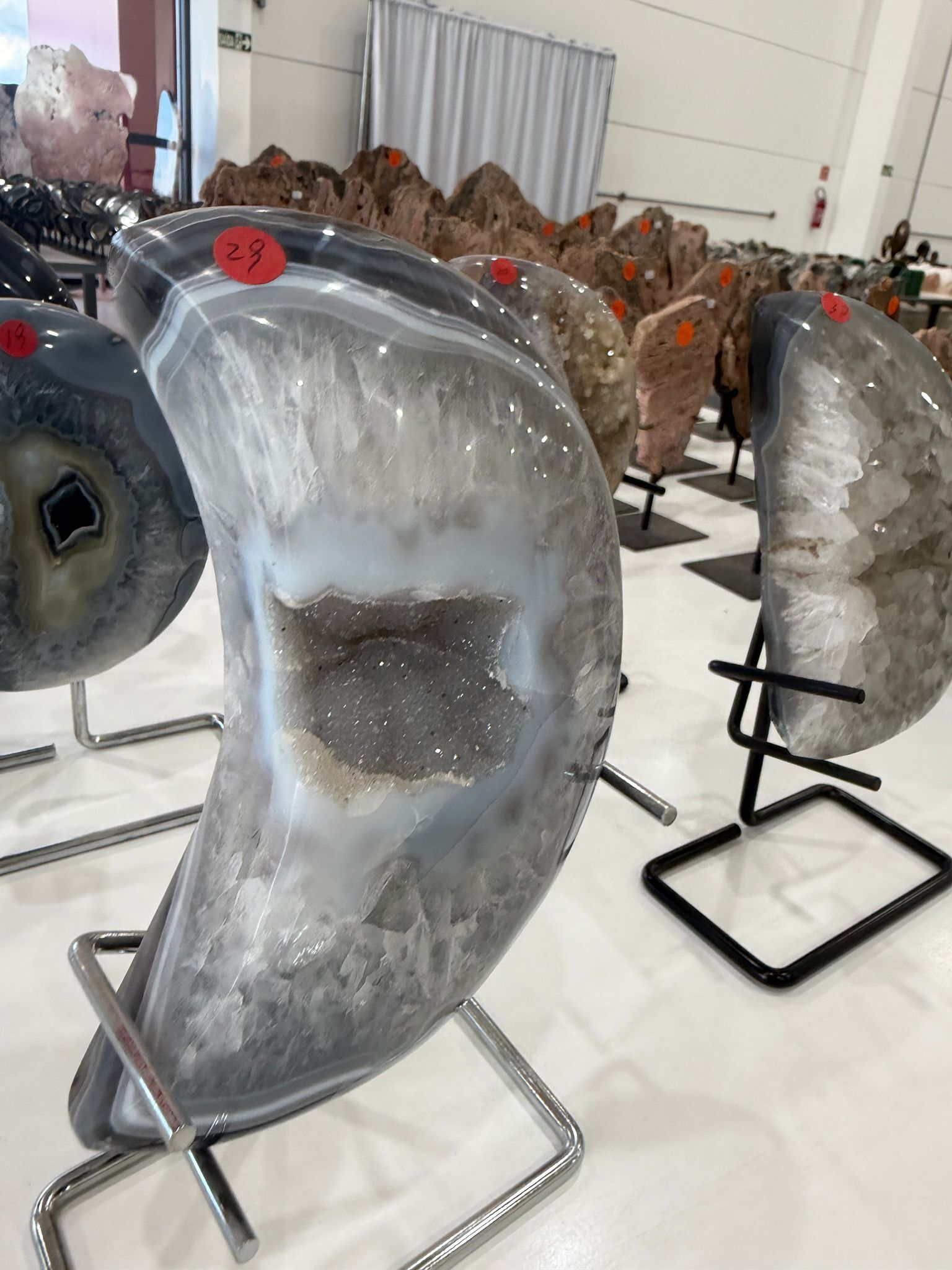 WN229 MN29 SS級瑪瑙晶洞月亮