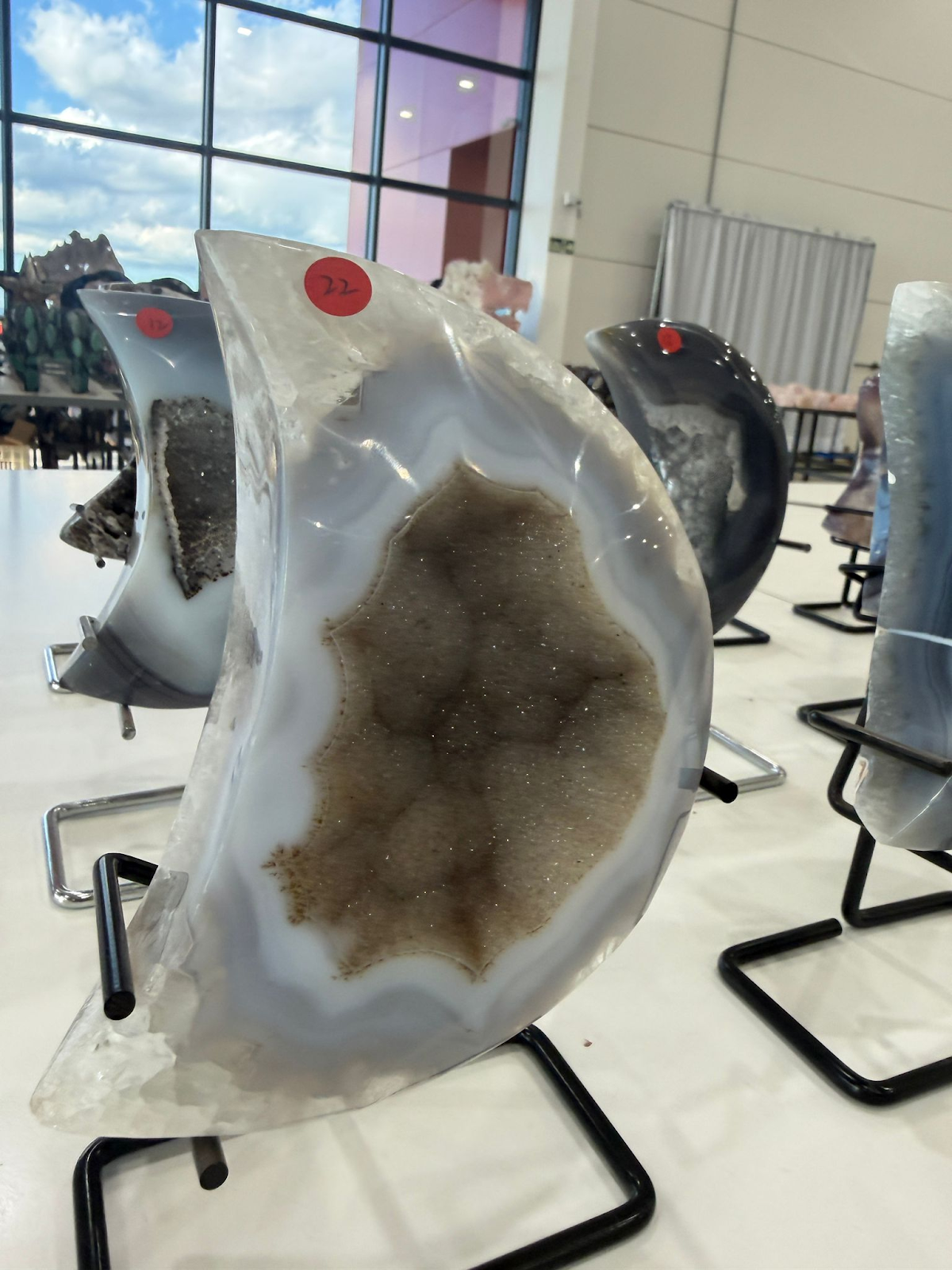 WN222 MN22 SS級瑪瑙晶洞月亮