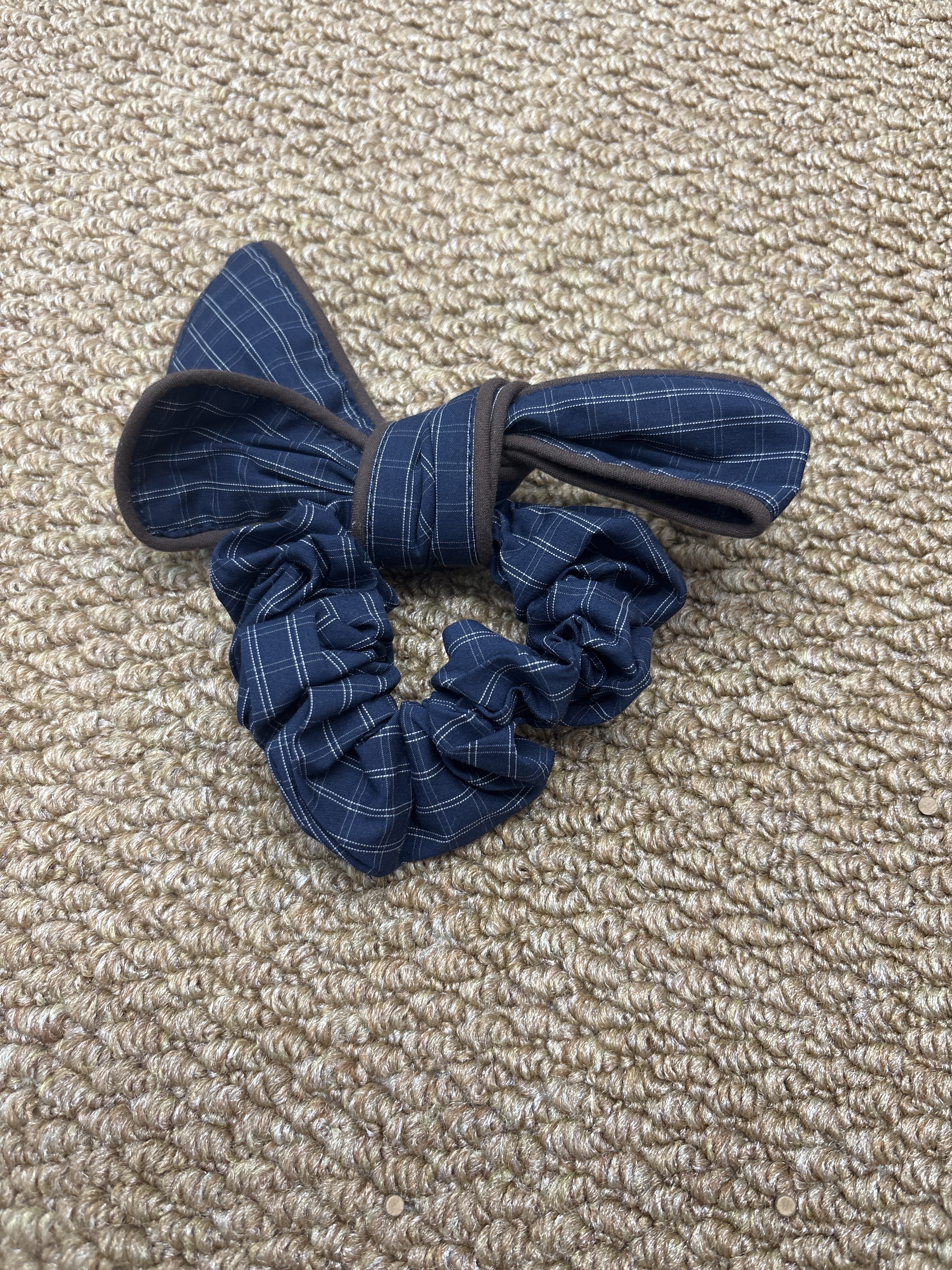 格子咖邊蝴蝶結髮圈