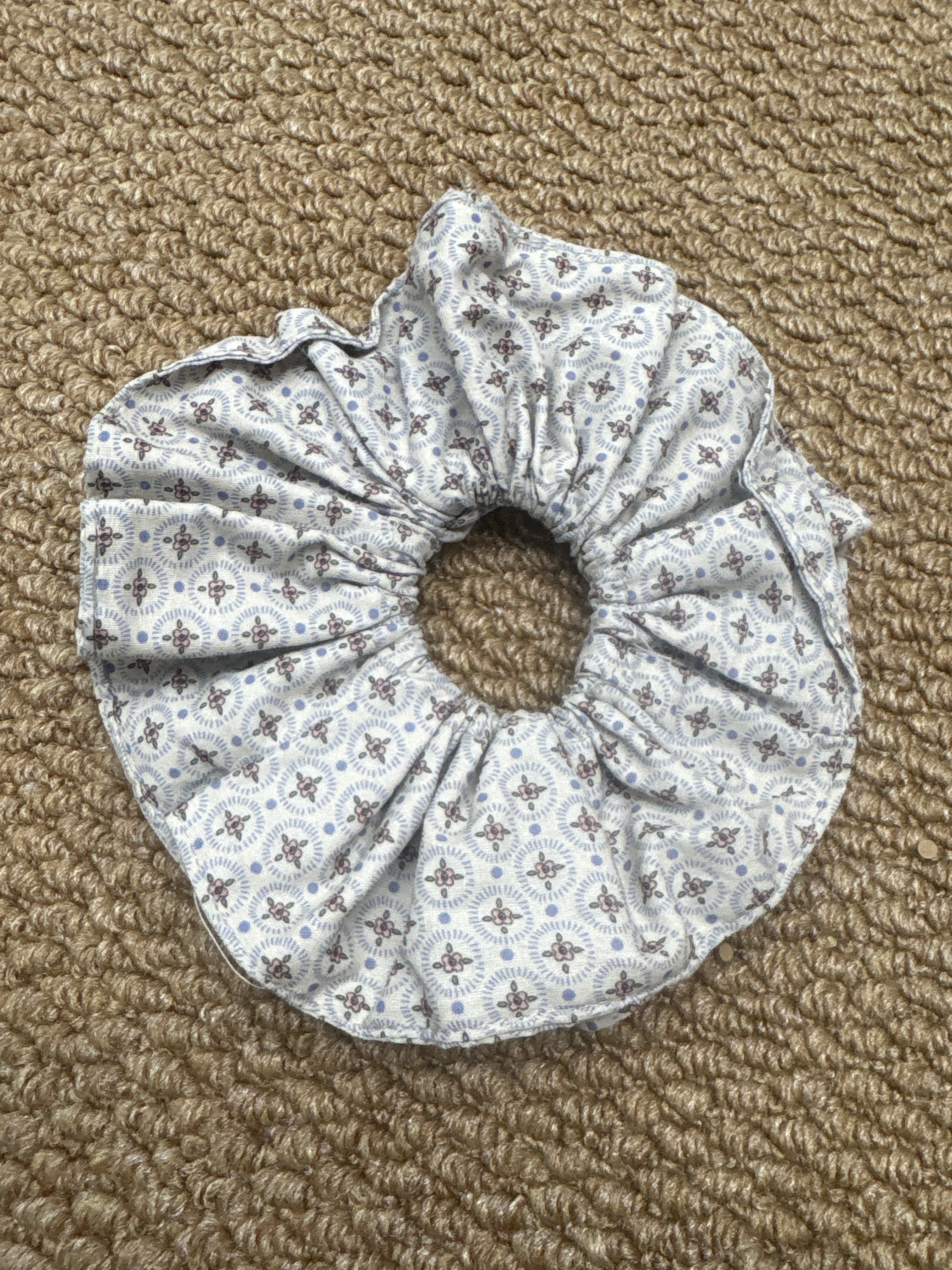 滿版小花設計髮圈