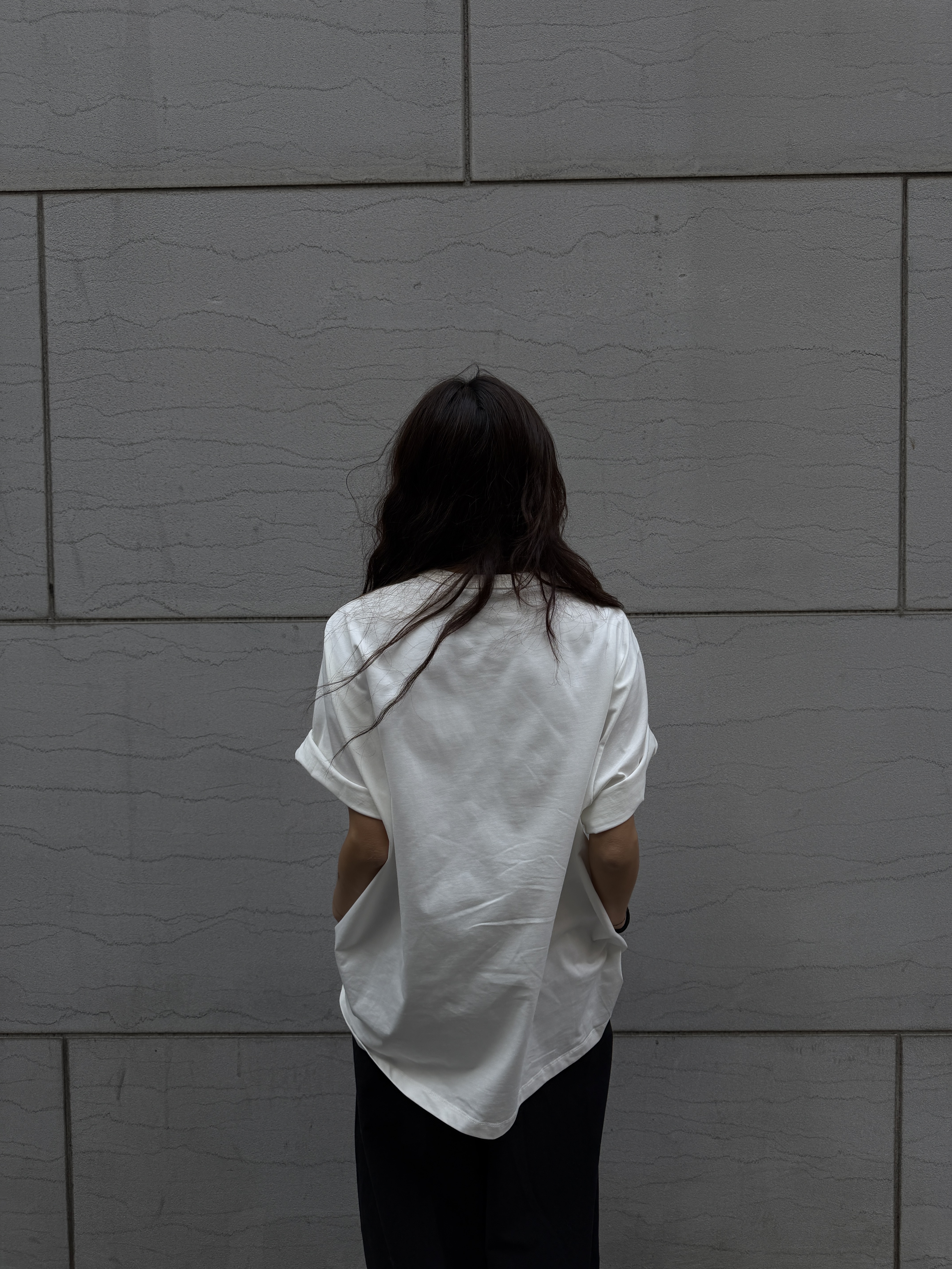 PDD Collection Mid-length short sleeve tee