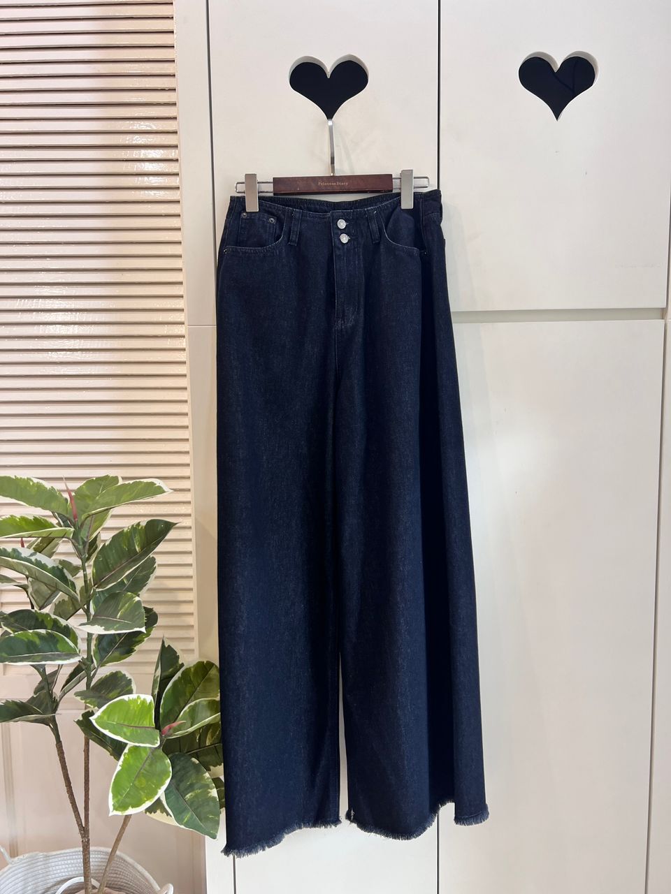 P1133 RM149 ▶️牛仔長褲 👉W:72cm H:108cm L:106cm