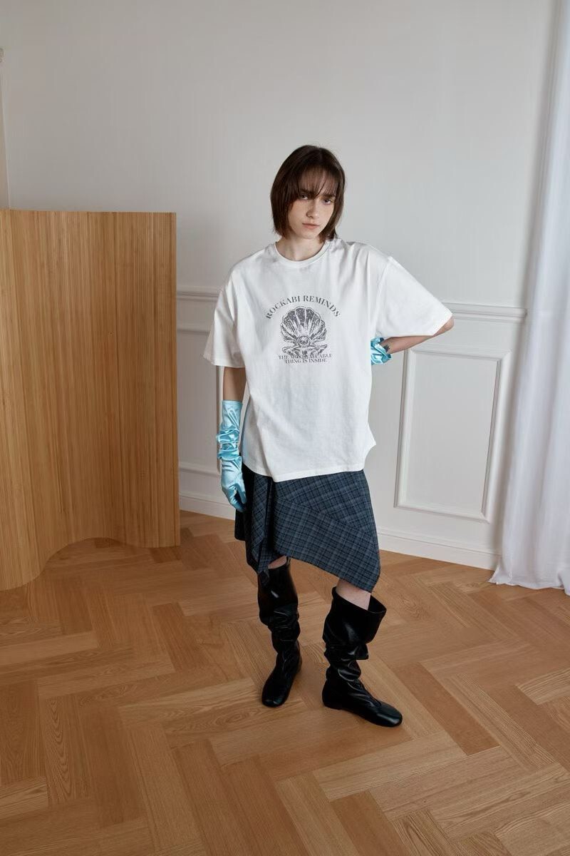 #AF131氛圍感珍珠貝殼Ｔ(白/墨)