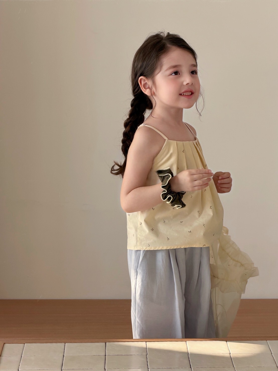 水藍荷葉腰寬褲