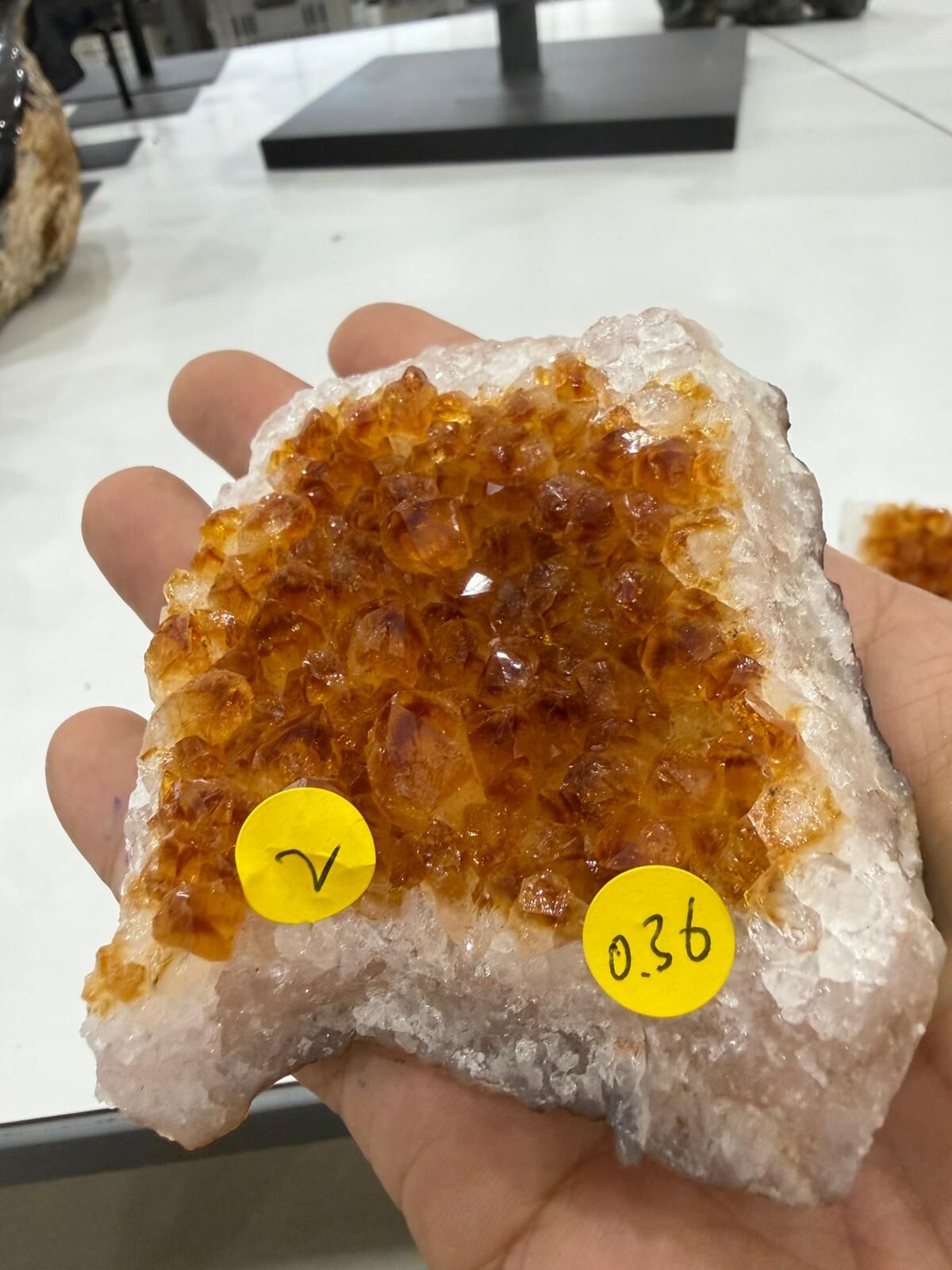 WN279 SIU2 黃水晶簇 0.36 kg