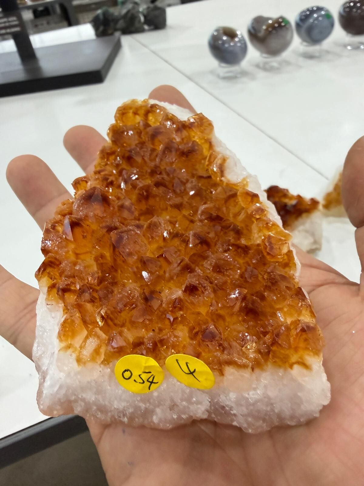 WN281 SIU4 黃水晶簇 0.54 kg