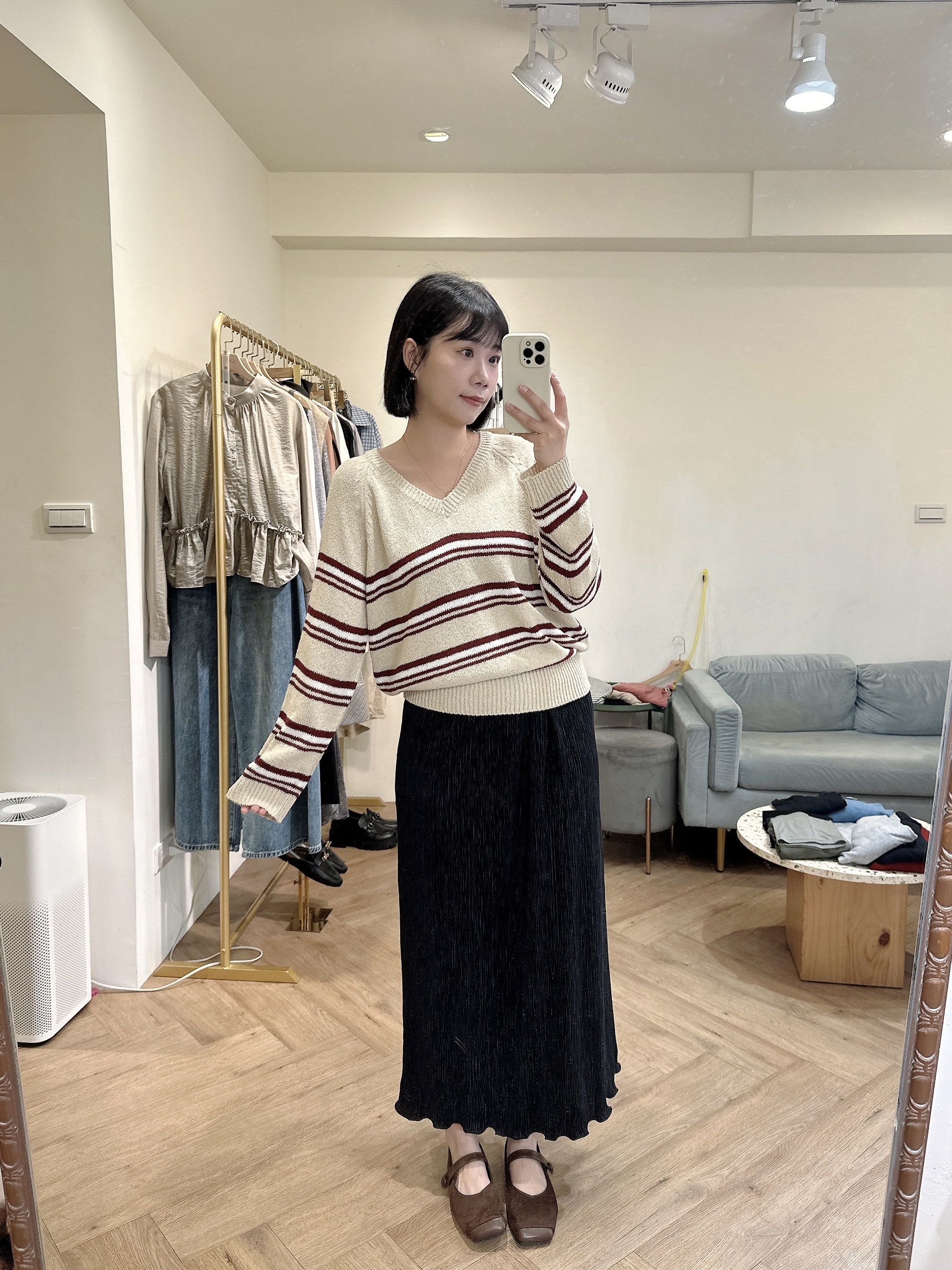 細坑條薄款長裙