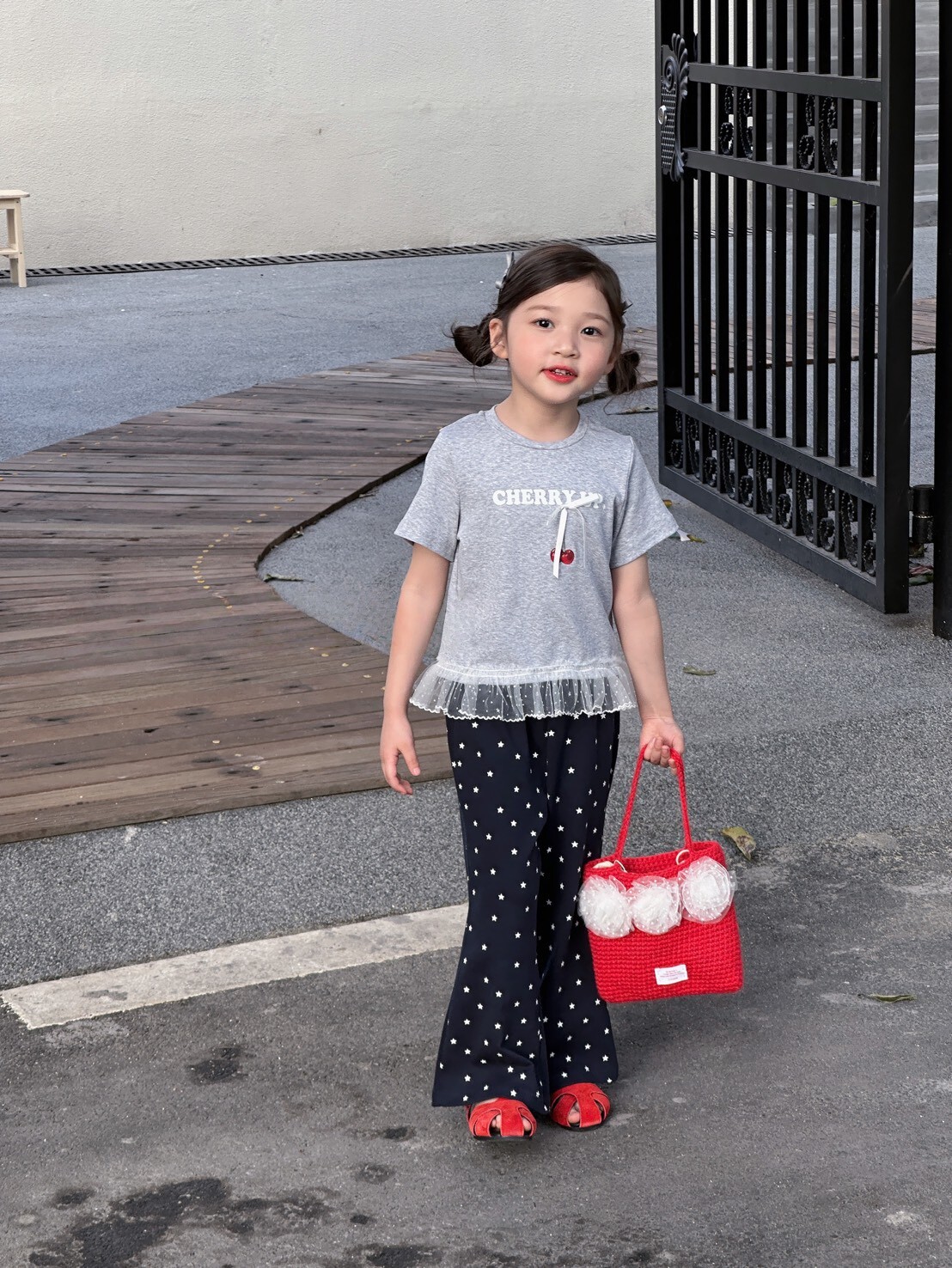 Cherry 蝴蝶結紗邊上衣