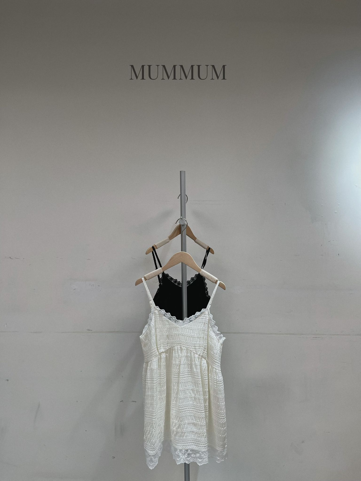 0213201a/蕾絲花邊甜美少女吊帶迷你裙　36/40/29