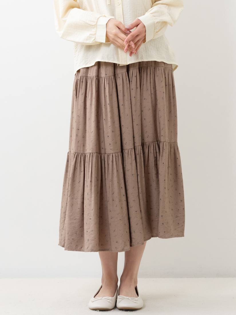 日系碎花層次細褶長裙