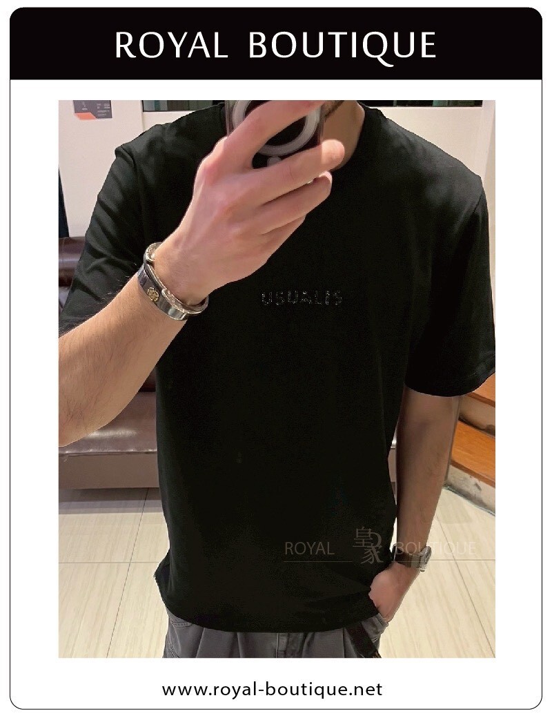 USUALIS 胸前黑鑽小字體短T