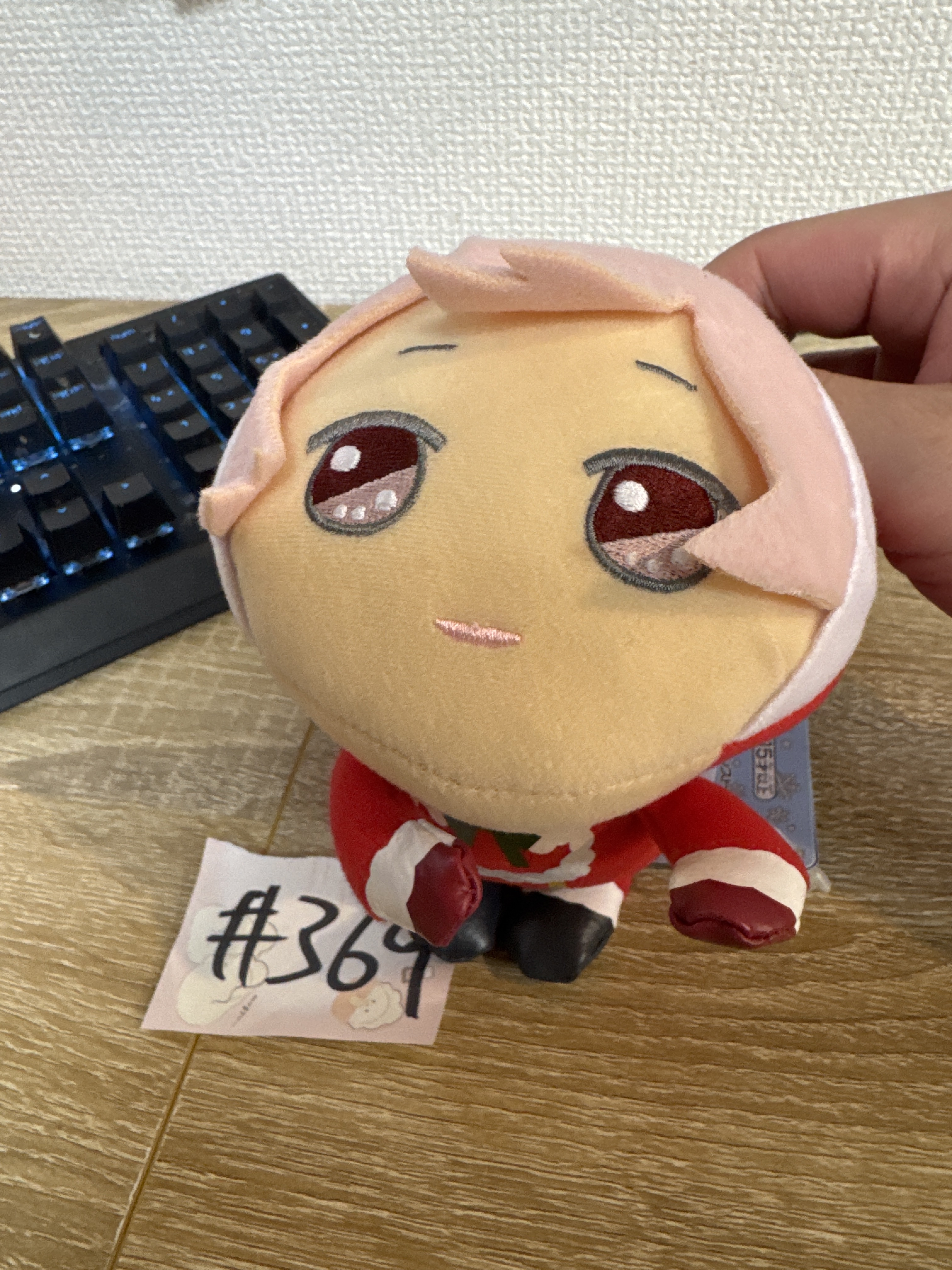 I7 天  公仔#369