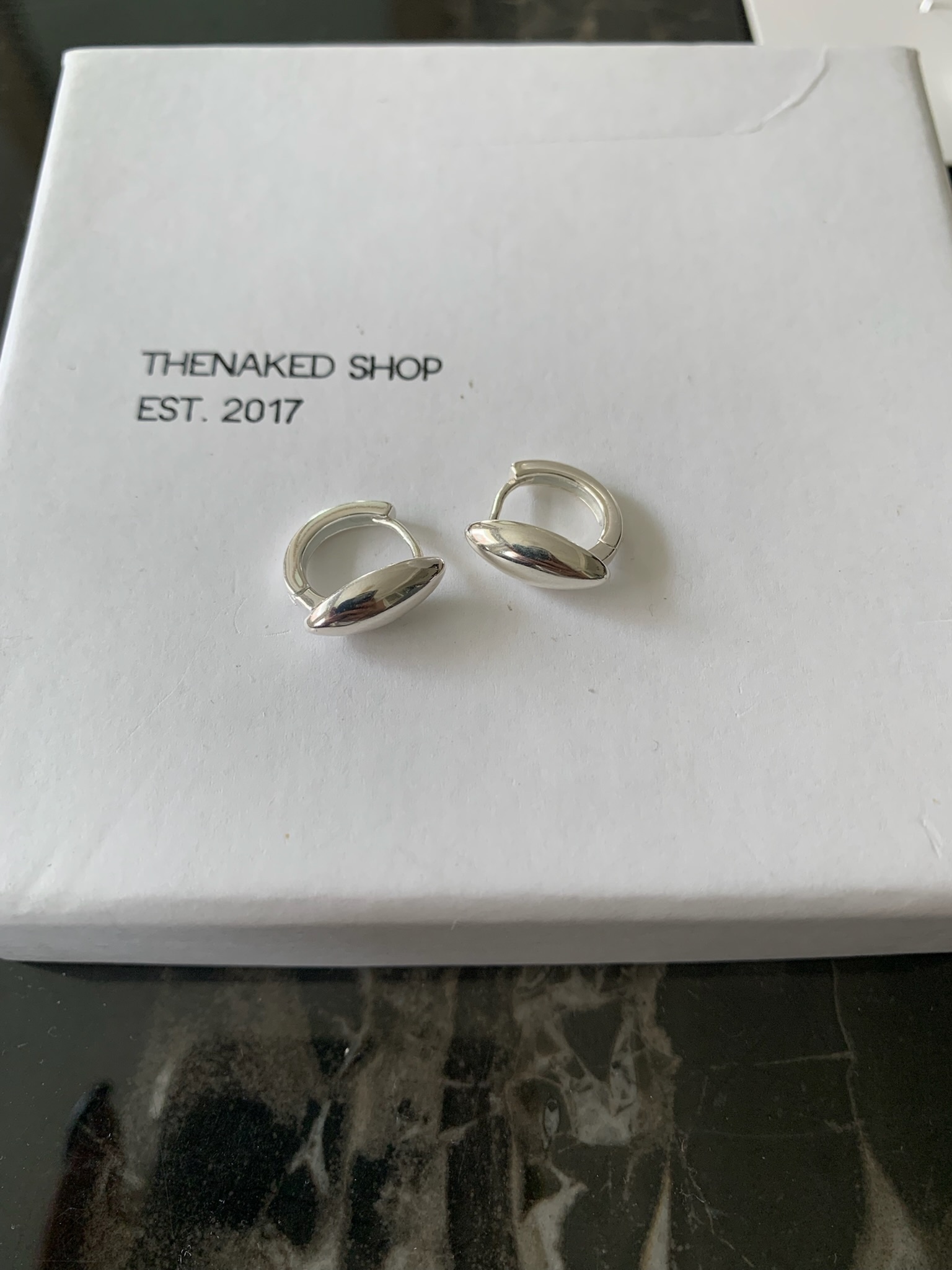 M80/ 米粒橢圓圓滿純銀耳環