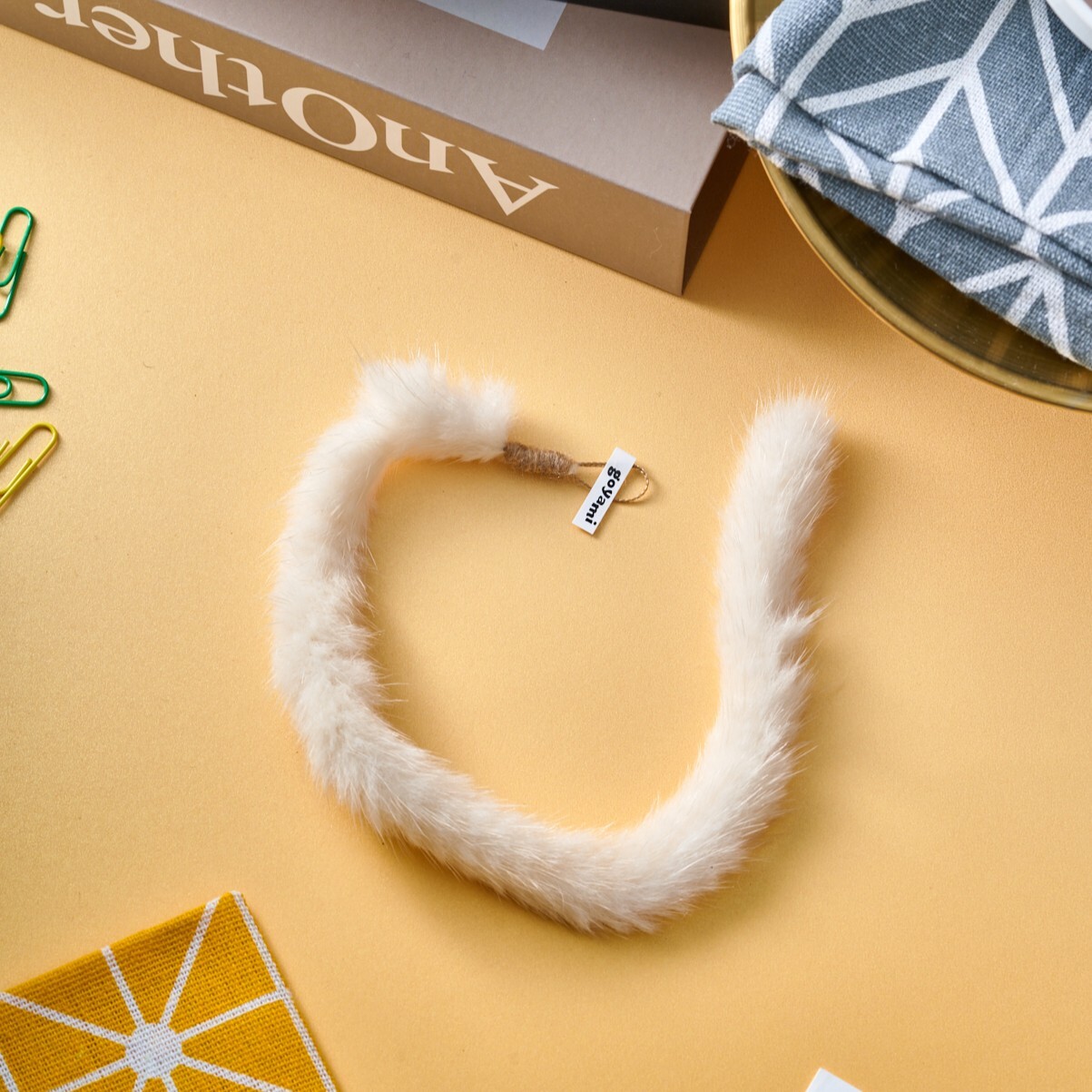 【ℕ𝔼𝕎】雪舞長尾巴