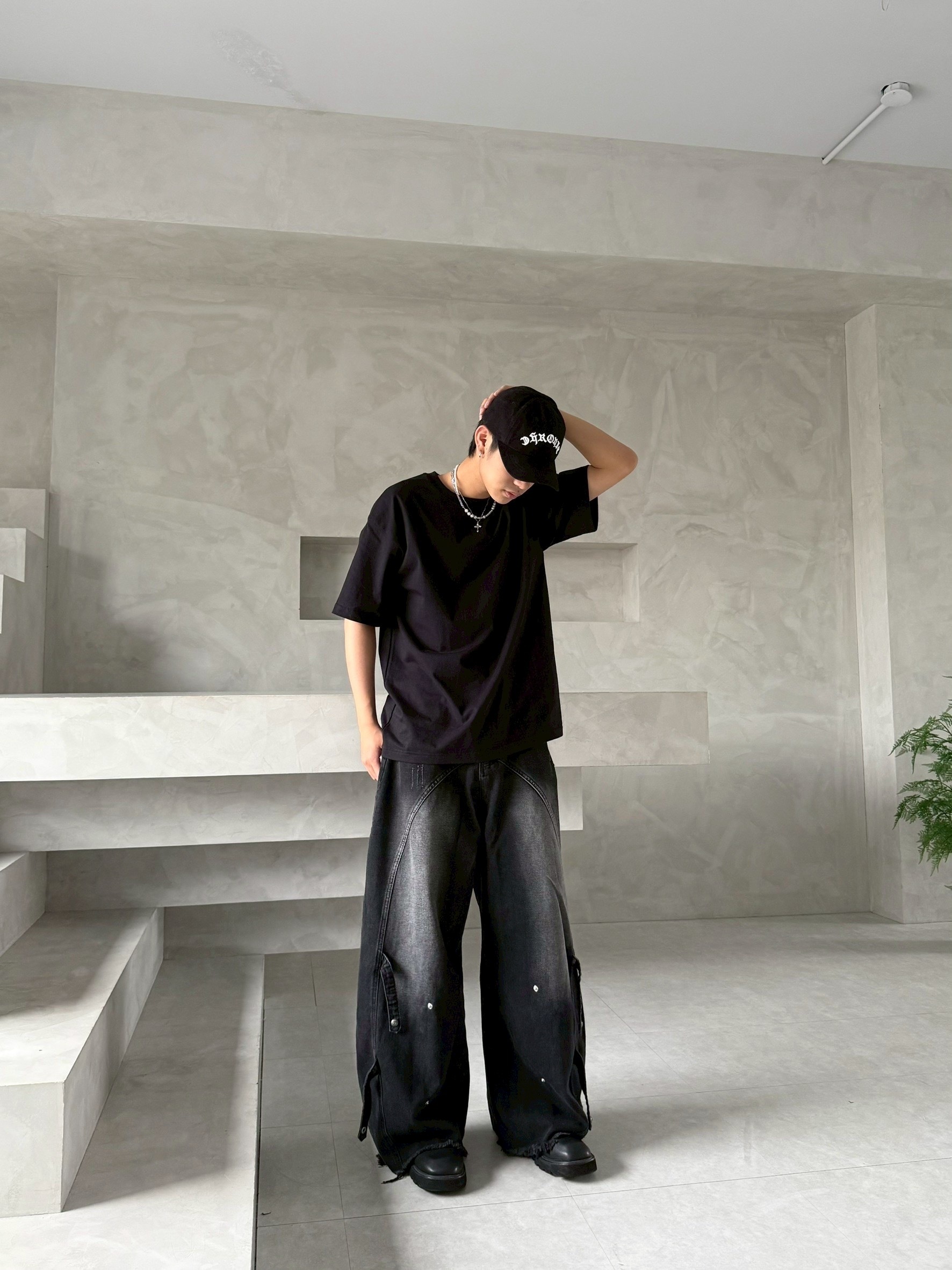 條扣 不收邊 裁片 牛仔 彎刀 長褲 彎刀褲