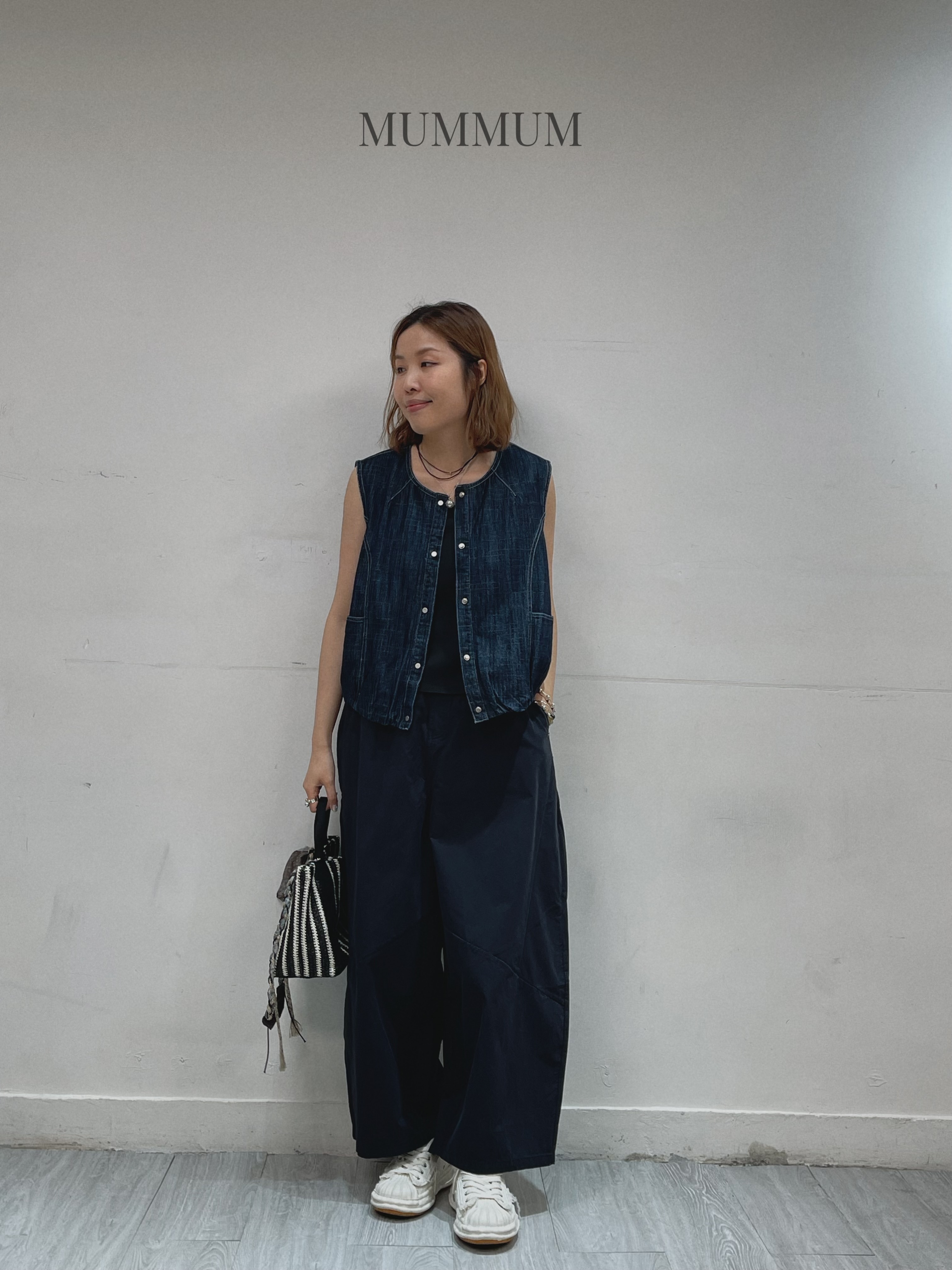 0213189a/牛仔線條背心外套 44/46/22