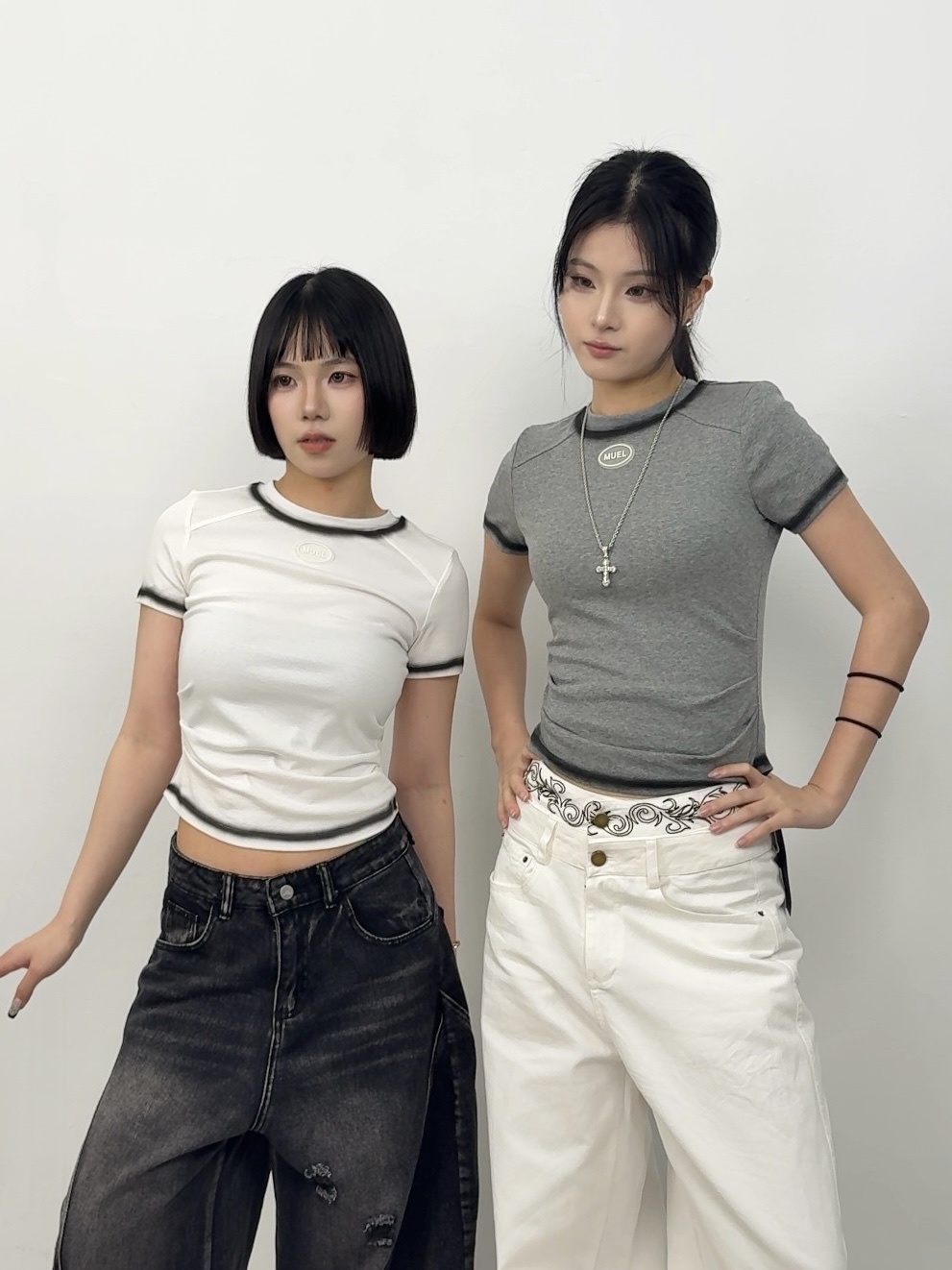 A90現貨描黑邊側抓皺短袖上衣