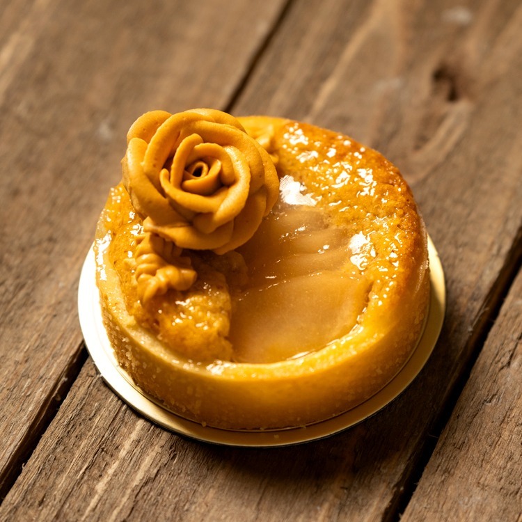 Pear & Hazelnut Tart PTW319P