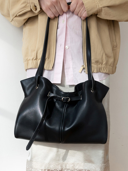 LOEUVRE Plie Shoulder Medium