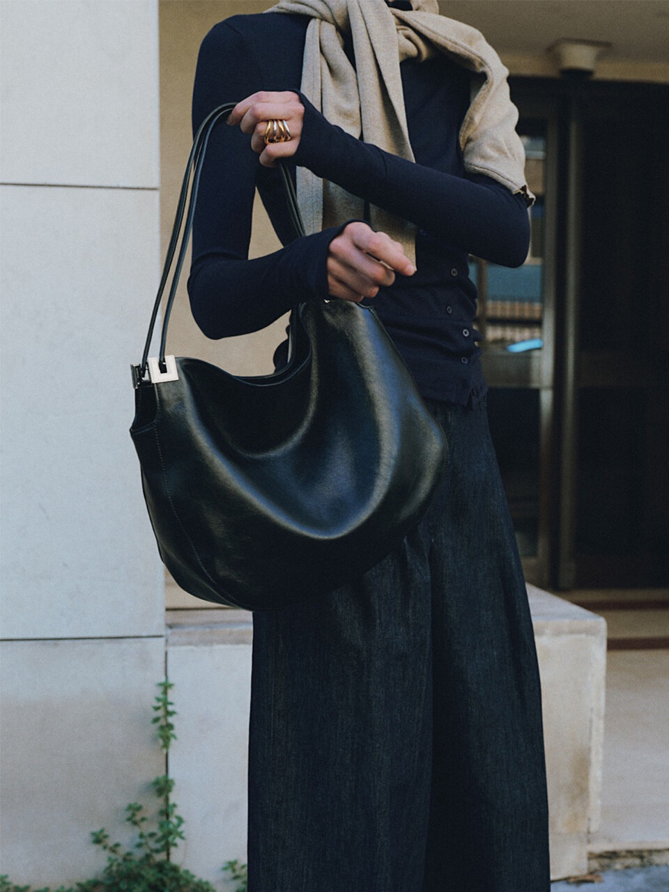 LOEUVRE Bonheur Shoulder Medium