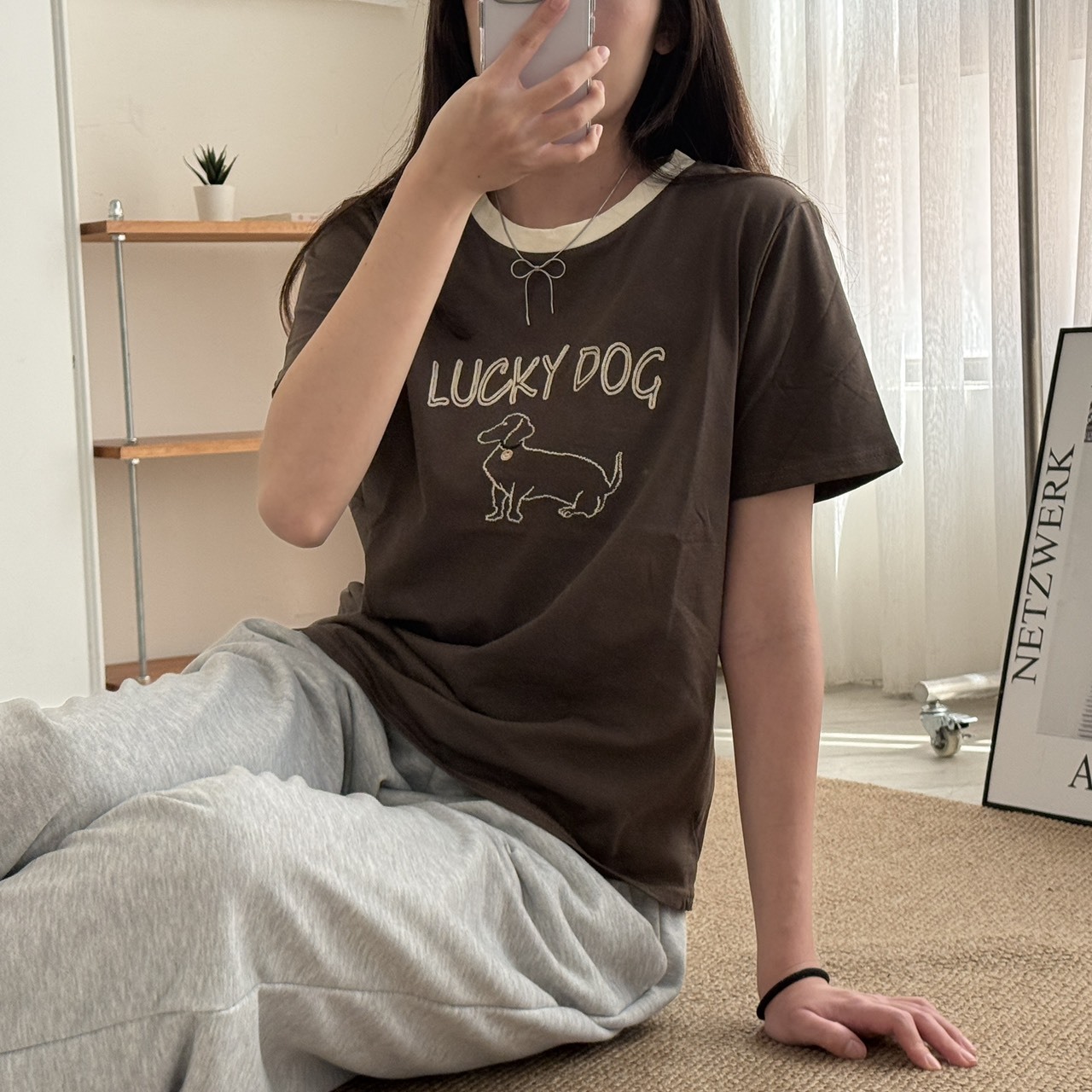 9300 幸運狗狗簍空字母短T (R)