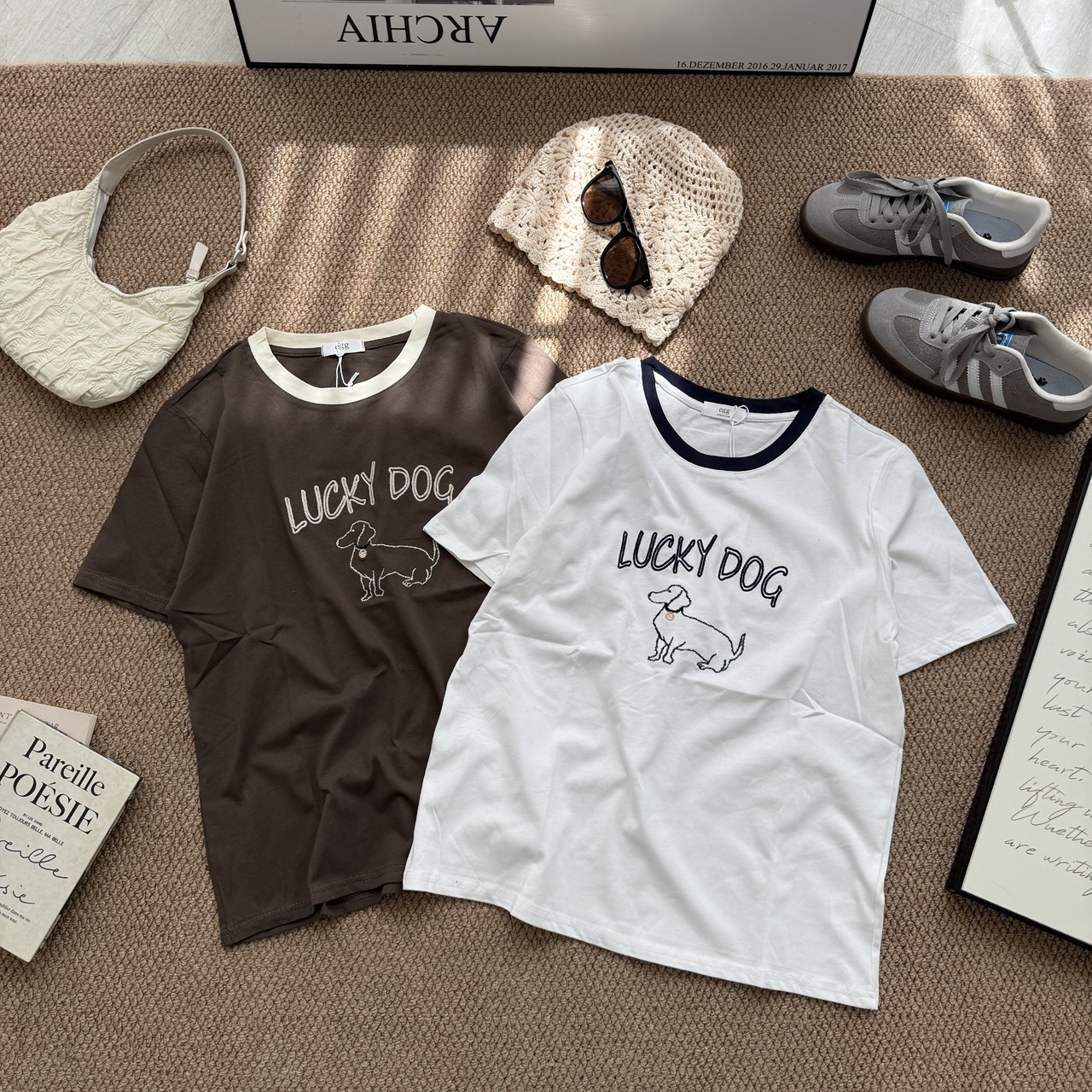 9300 幸運狗狗簍空字母短T (R)