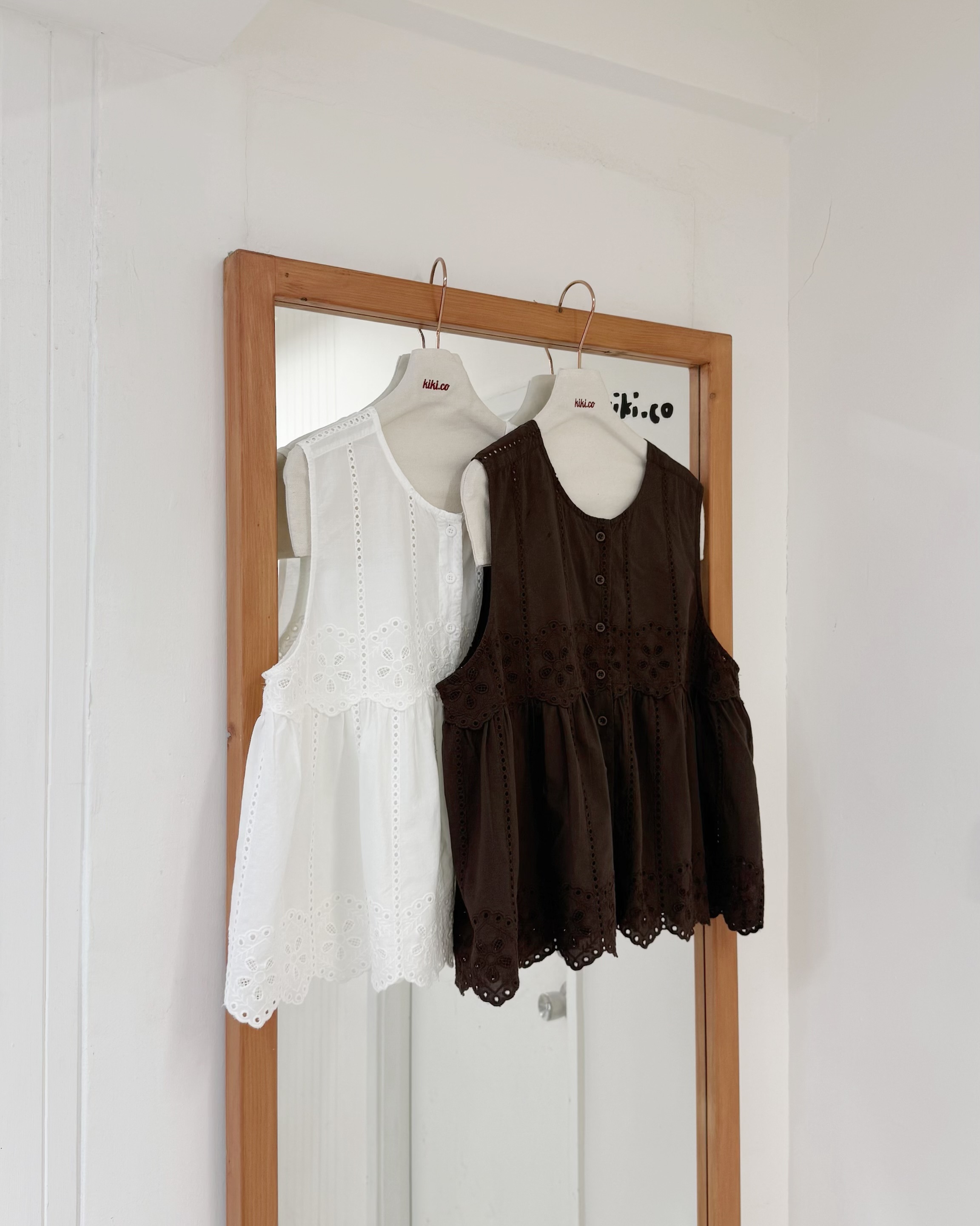 復古直排刺繡背心