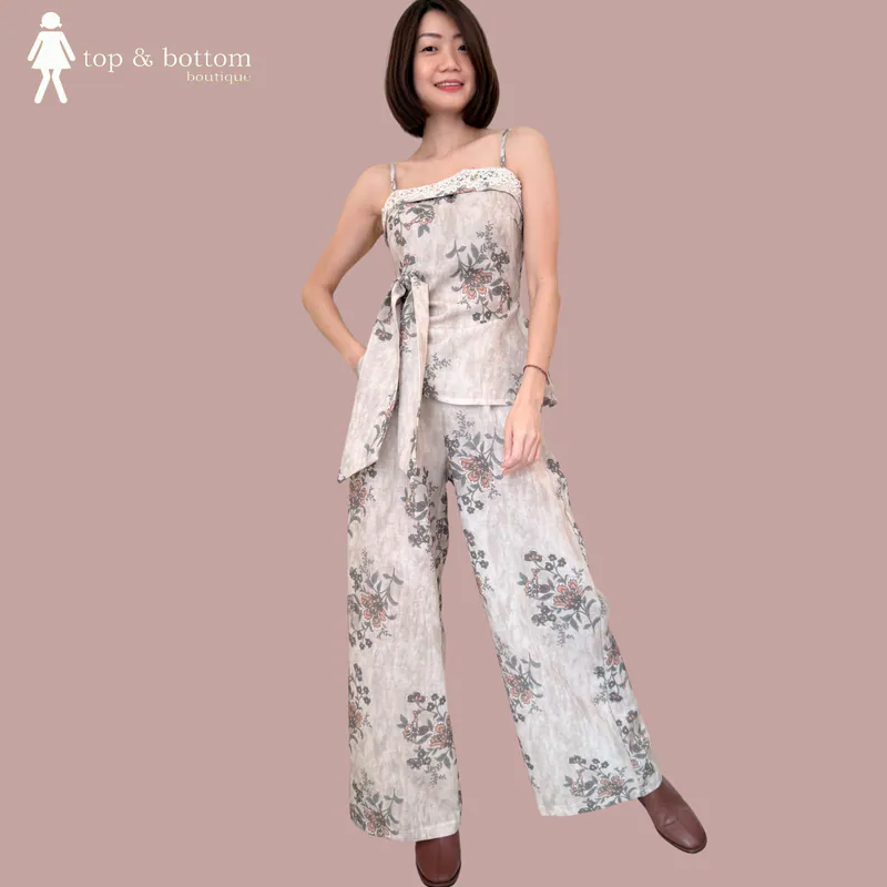 ELASTIC WAISTED FLORAL WIDE LEG PANT