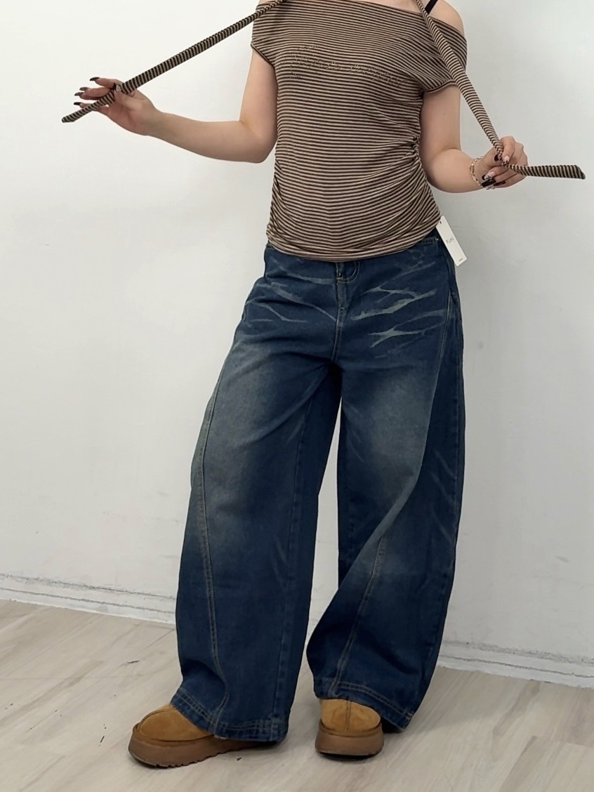 A129 現貨反車線設計彎刀牛仔褲