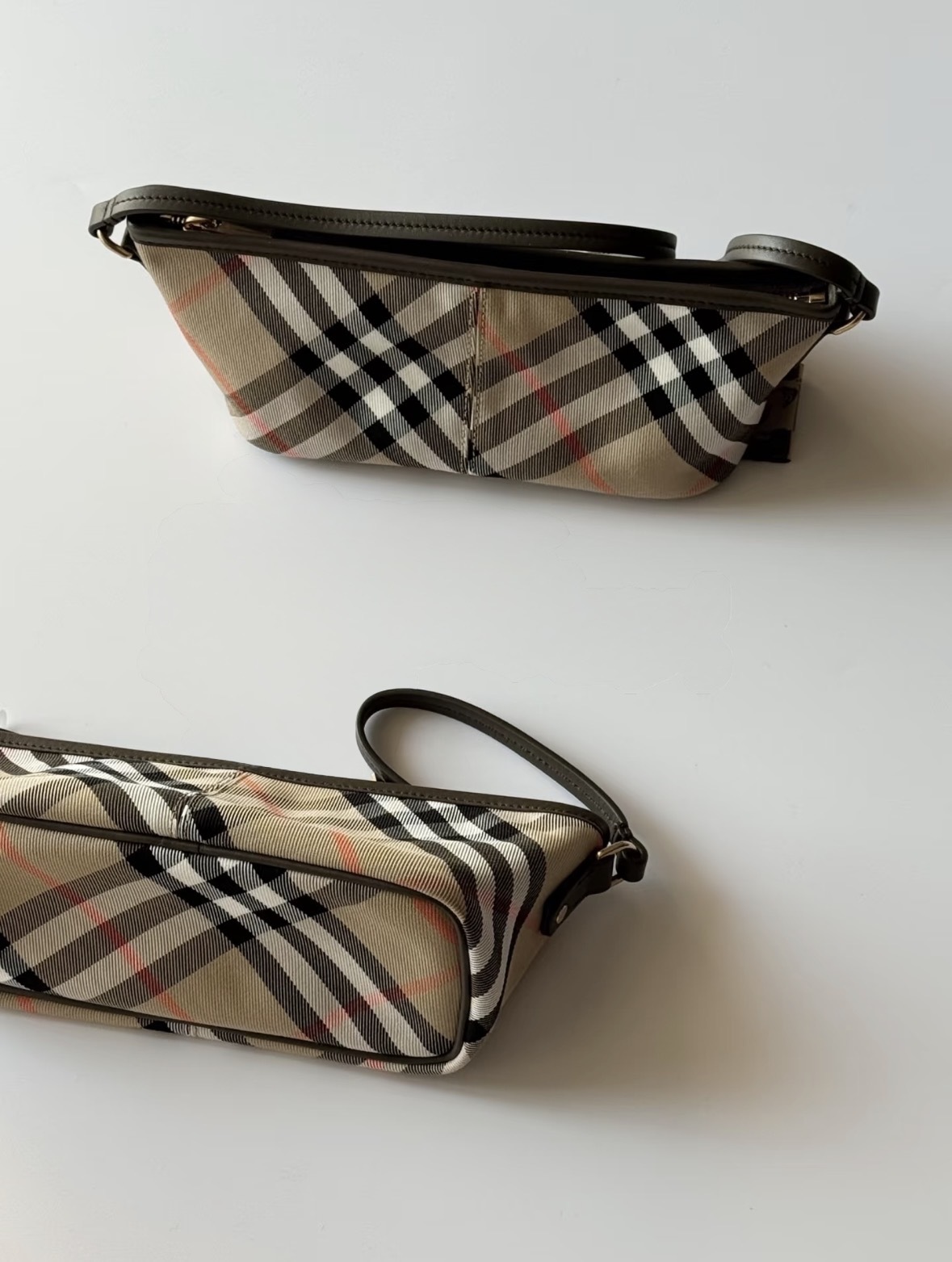 代購-Burberry 格紋拉絲金屬配件 棉質拼小羊皮 手提單肩包 迷你 沙色