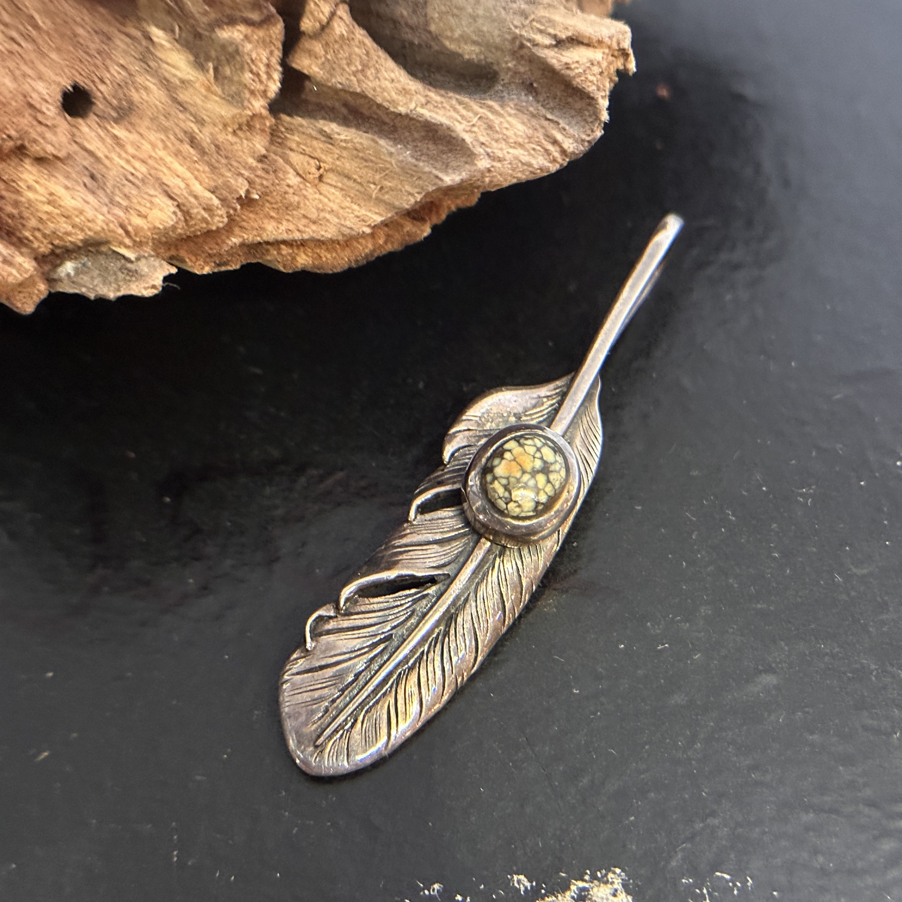 *Black Venom Jewelry- Freedom & Prayer S(5cm) 純銀羽毛鑲Damale 磷鋁石