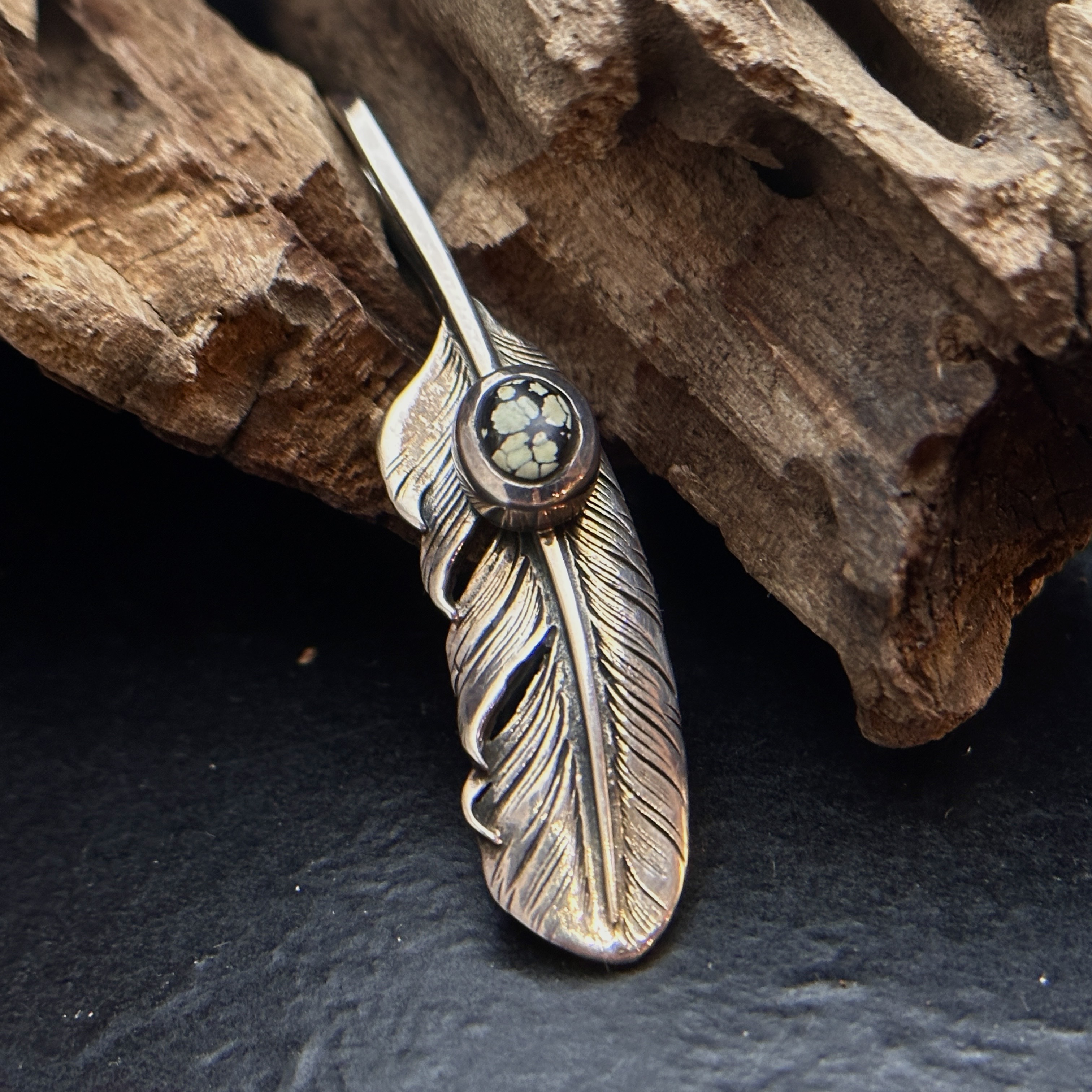 *Black Venom Jewelry- Freedom & Prayer全銀S(5cm) 純銀羽毛鑲 New Lander 磷鋁石