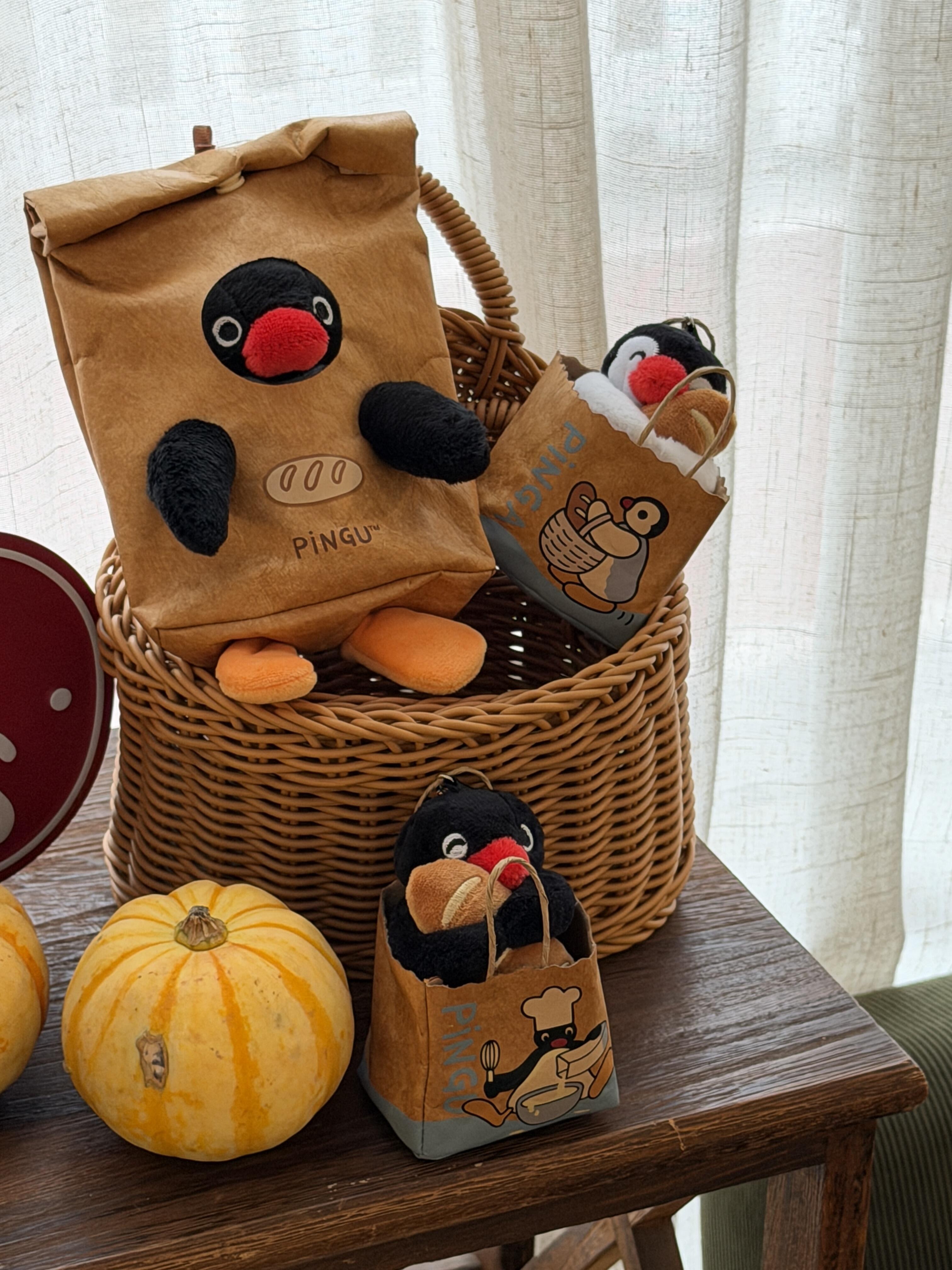 【現貨/預購】國外限定 Pingu 麵包坊系列 紙袋 法國麵包 企鵝 娃娃 吊飾