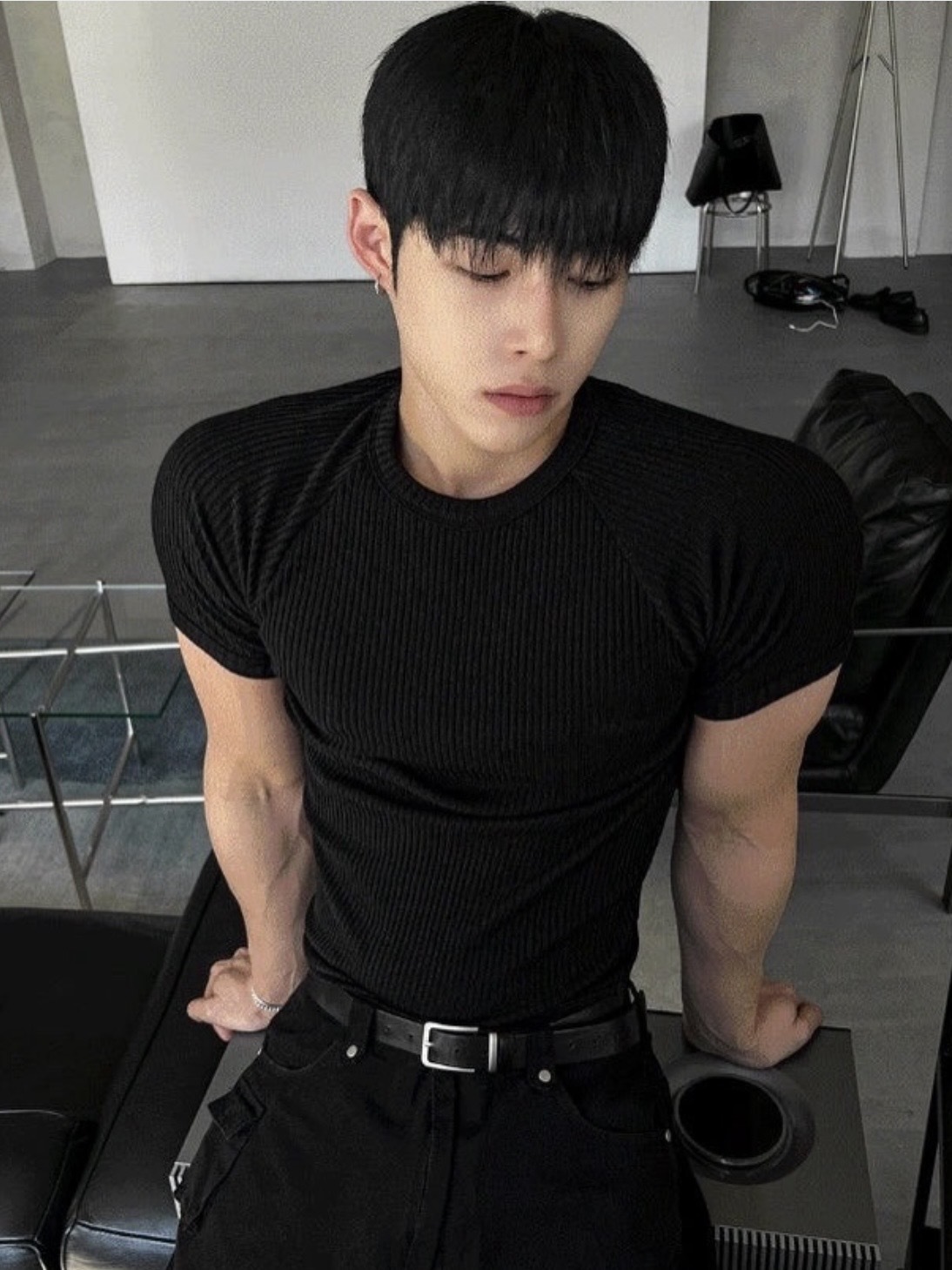 韓國 宋承一同款 直紋 合身剪裁 短袖上衣 TEE 短袖 肌肉版型 四面彈 顯壯合身 高彈螺紋