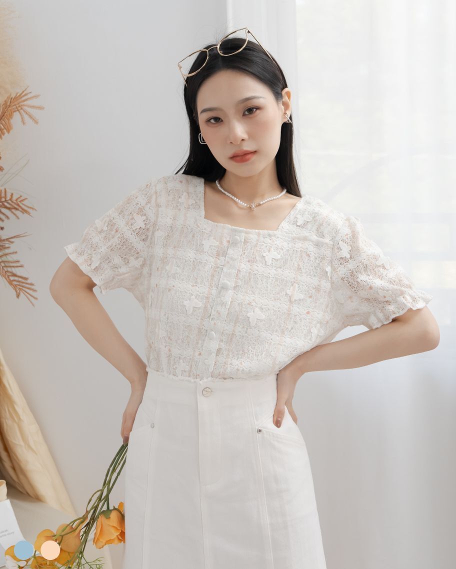 法式蝴蝶蕾絲方領上衣