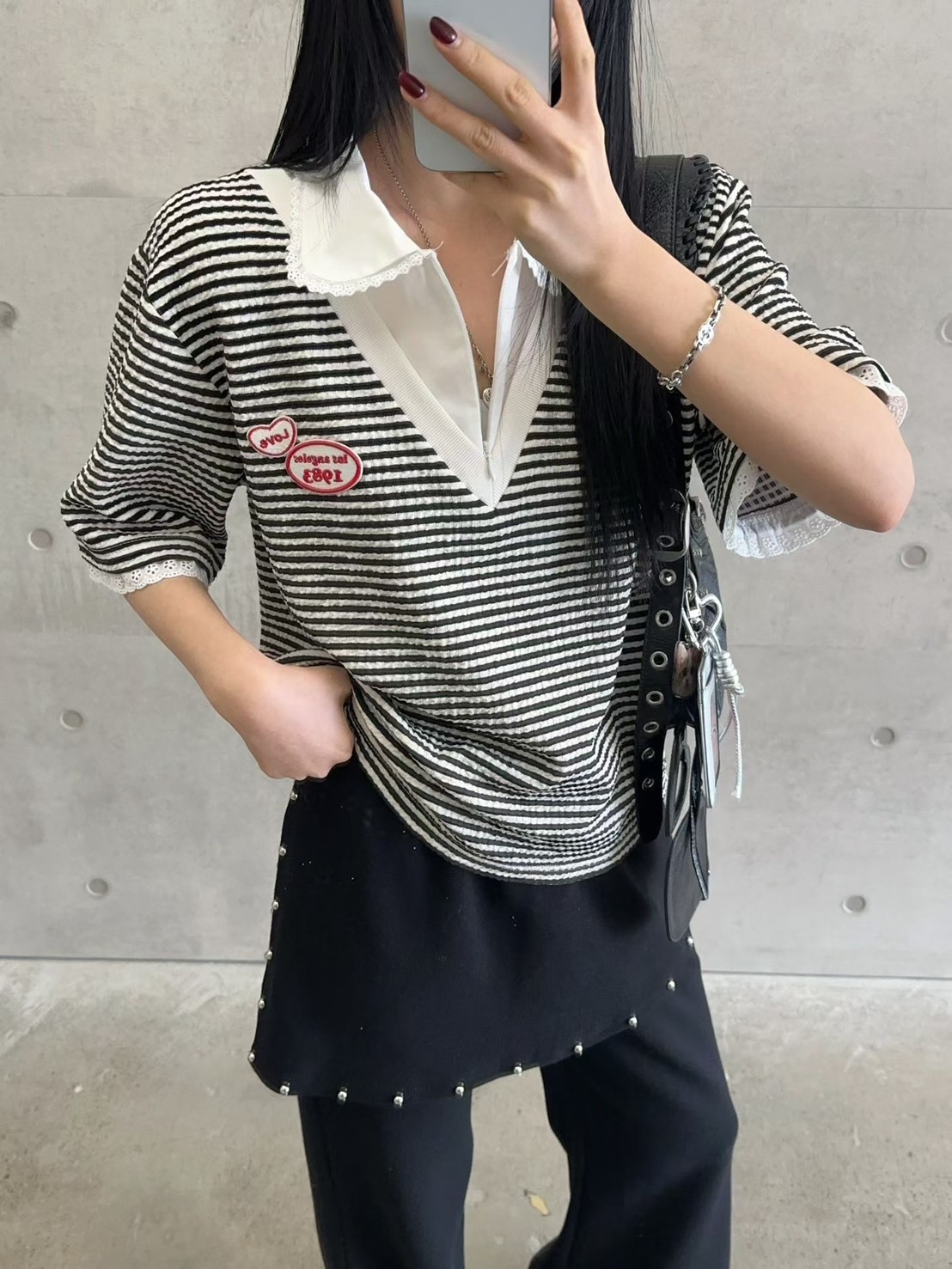 條紋白領拉鍊T