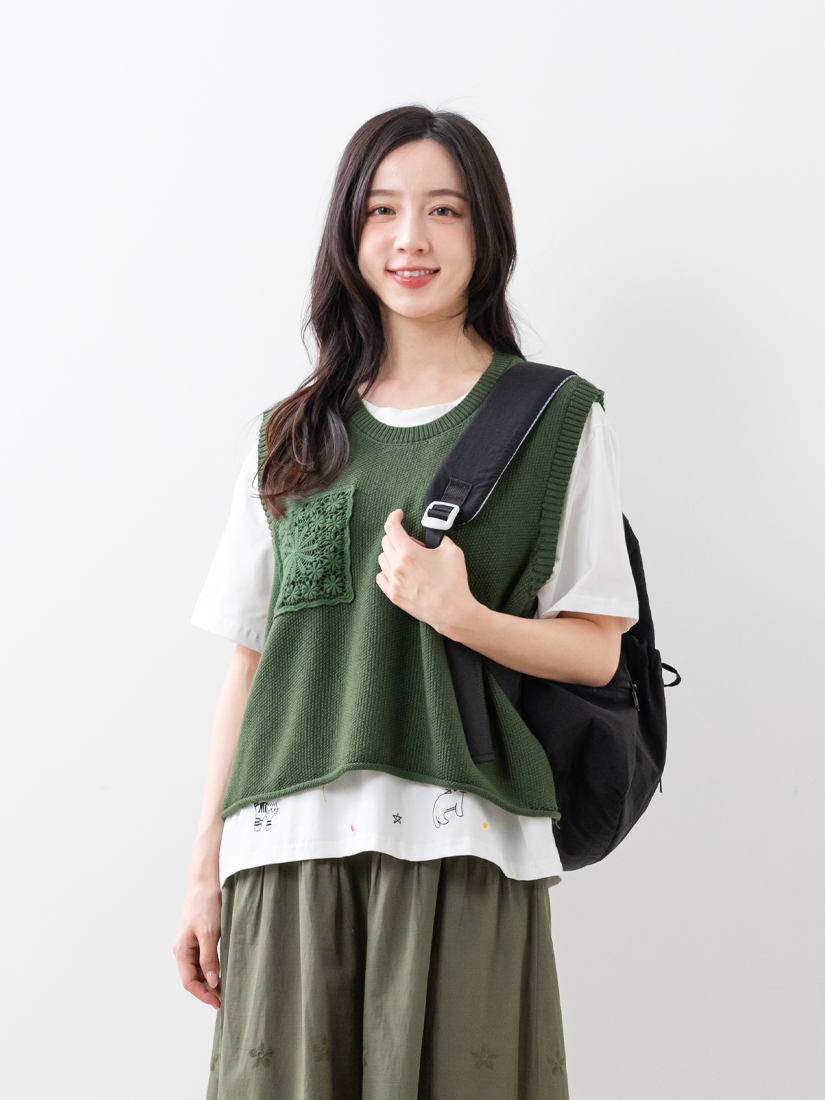 下擺捲邊蕾絲口袋針織背心