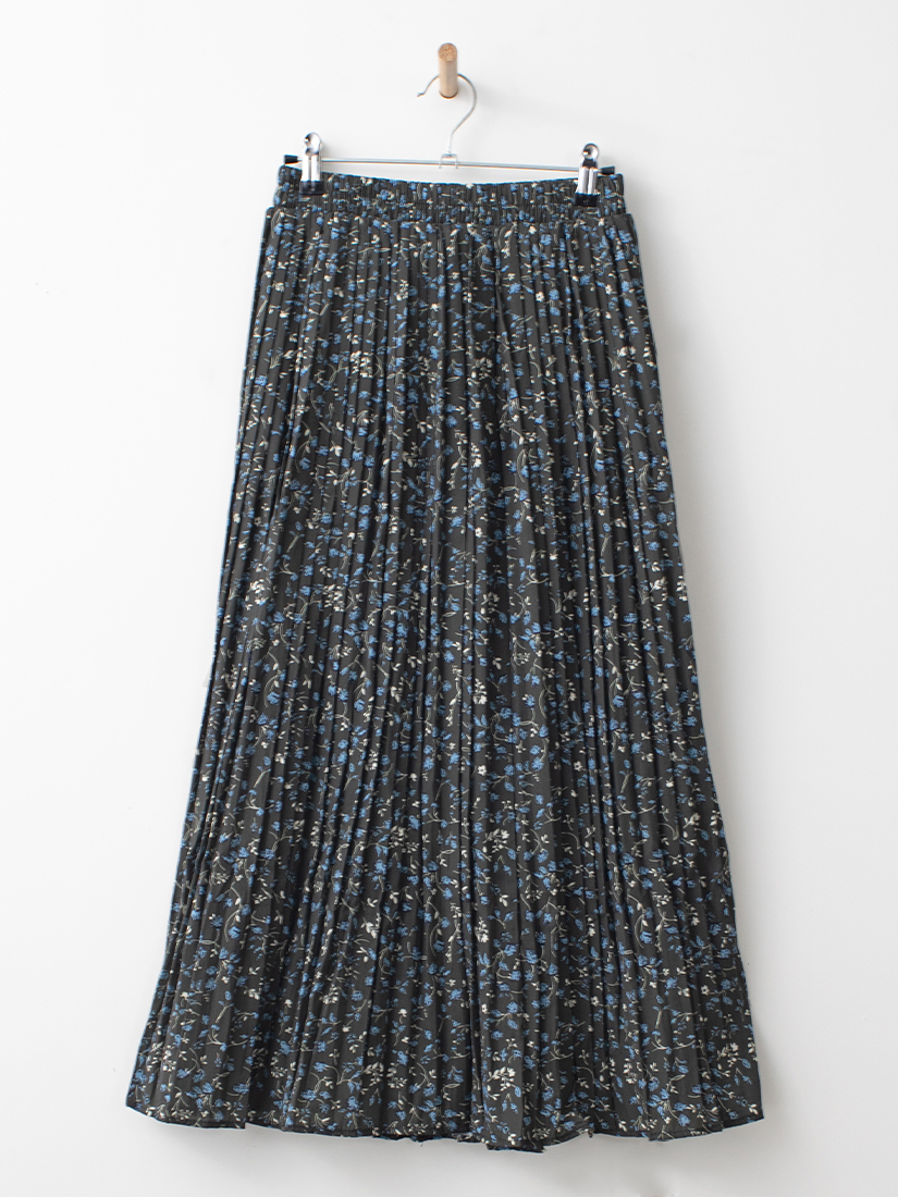 鬆緊腰印花壓細褶緞面長裙