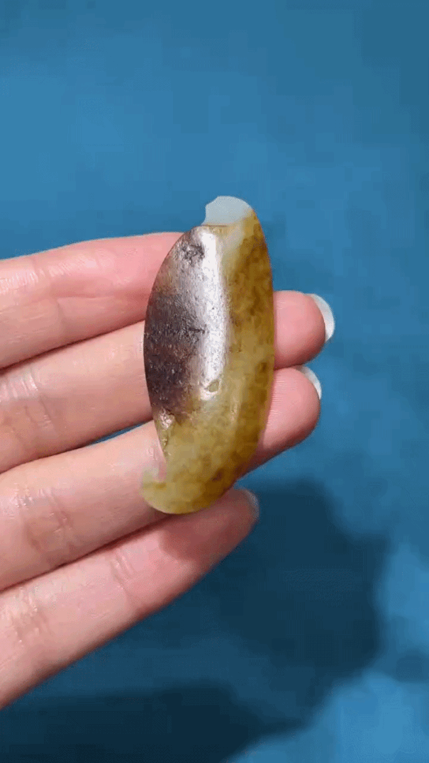 37219 和田玉籽料連年有餘