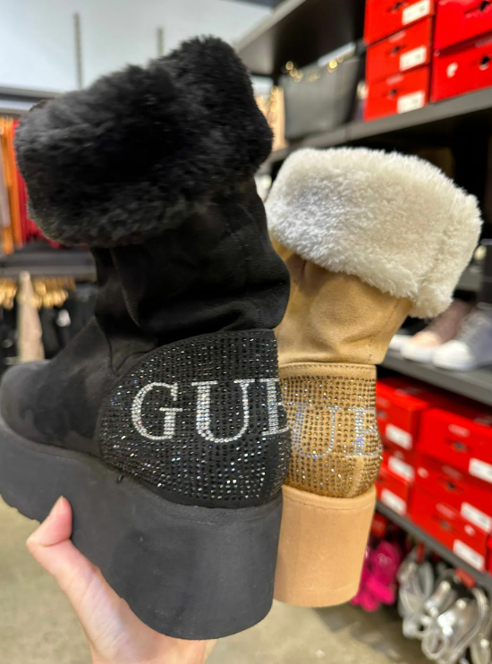 【現貨瑕疵貨品】Guess 厚底毛毛靴 啡色 US8 (HC0267)