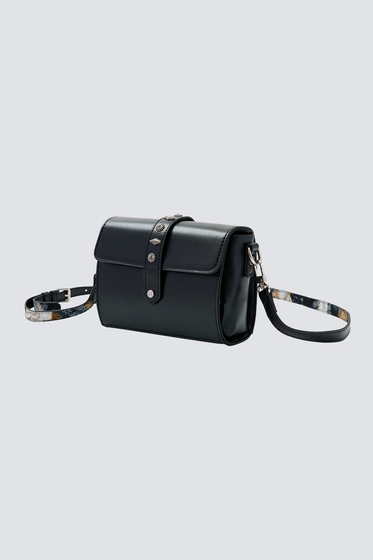 Taking a stroll in Tokyo Snow crane Leather Shoulder bag｜Black｜Hong Kong Original Design