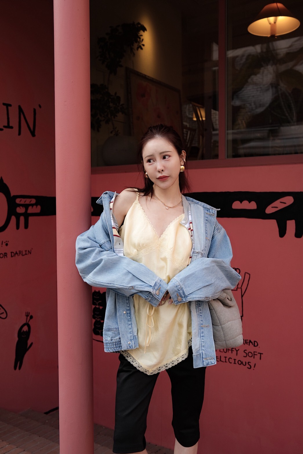 #AF22蕾絲滾邊抽繩背心(黃/灰/黑)