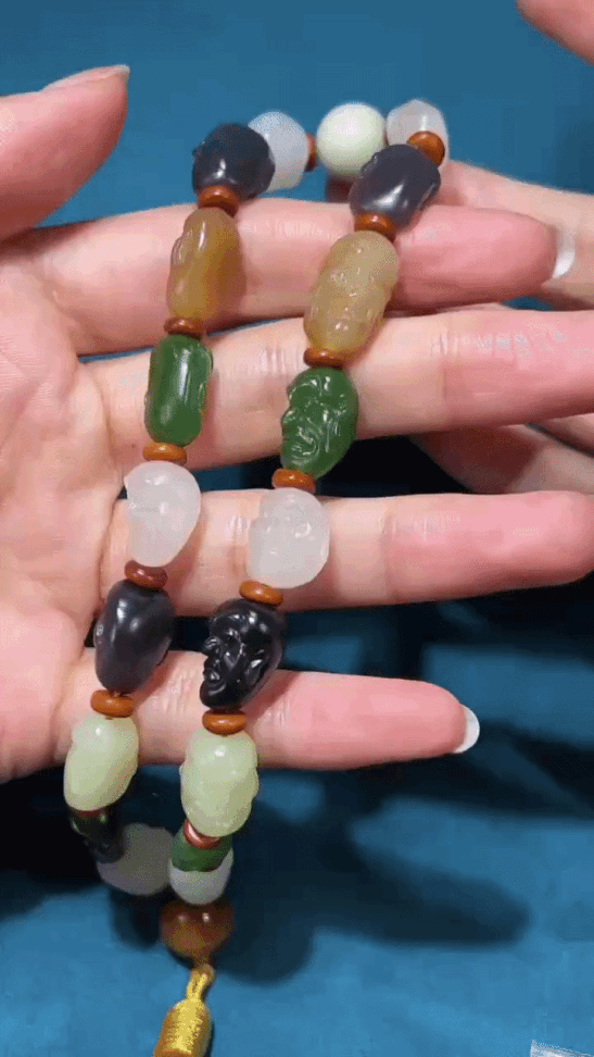 37220 和田玉十八羅漢手持