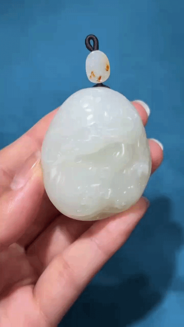 37221 和田玉籽料龍騰四海