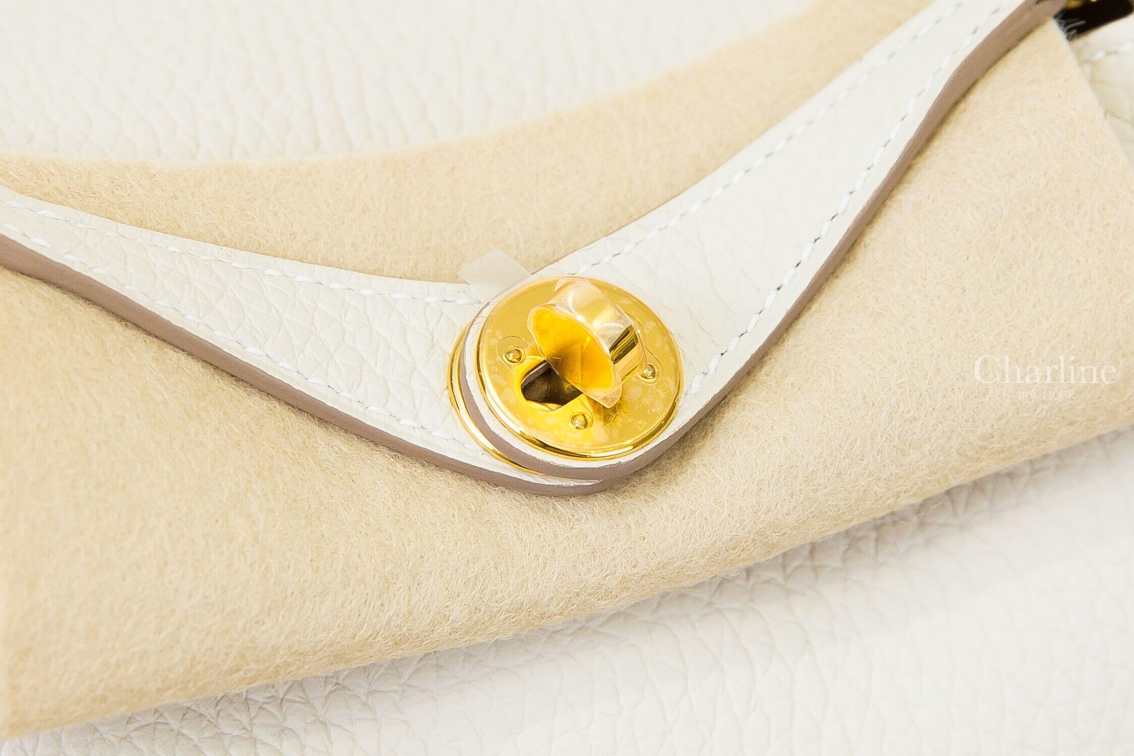 Hermès Lindy Mini II 10 Craie Taurillon Clemence 奶昔白金釦